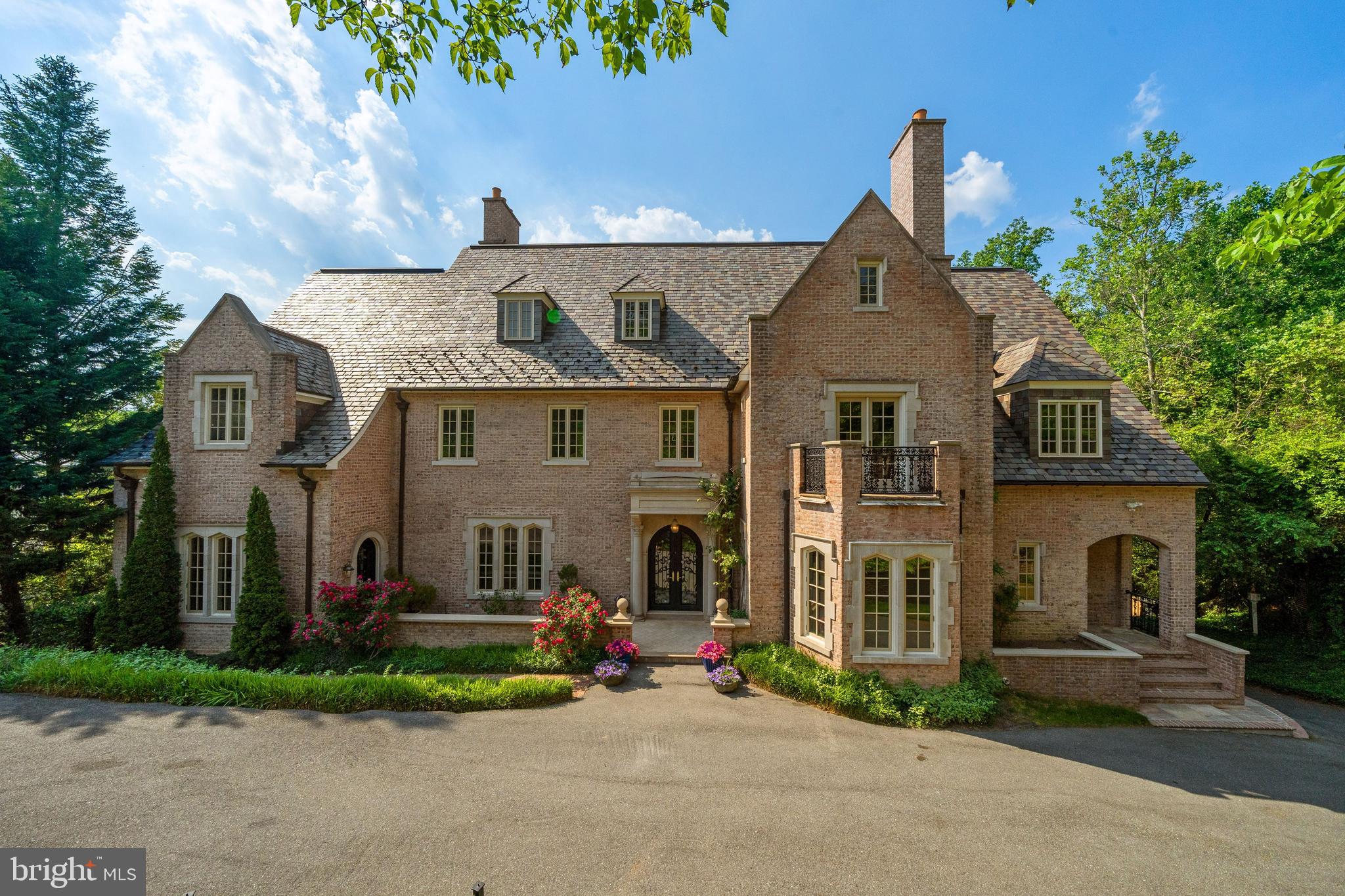 WESLEY HEIGHTS - Residential