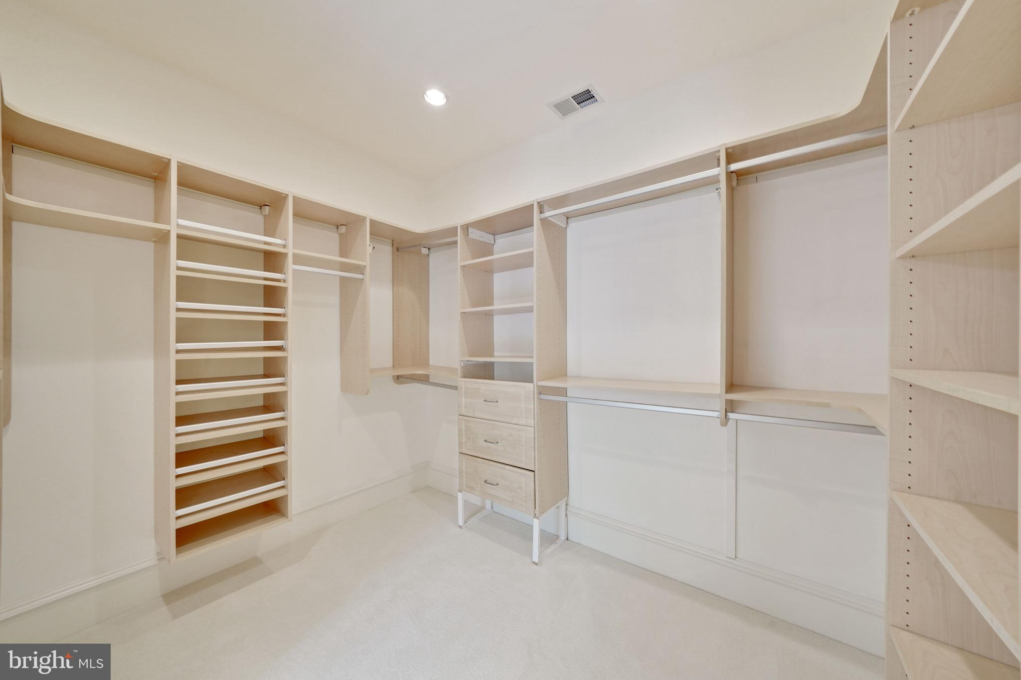 WESLEY HEIGHTS - Residential