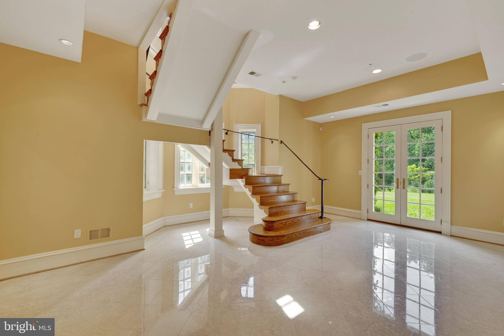 WESLEY HEIGHTS - Residential