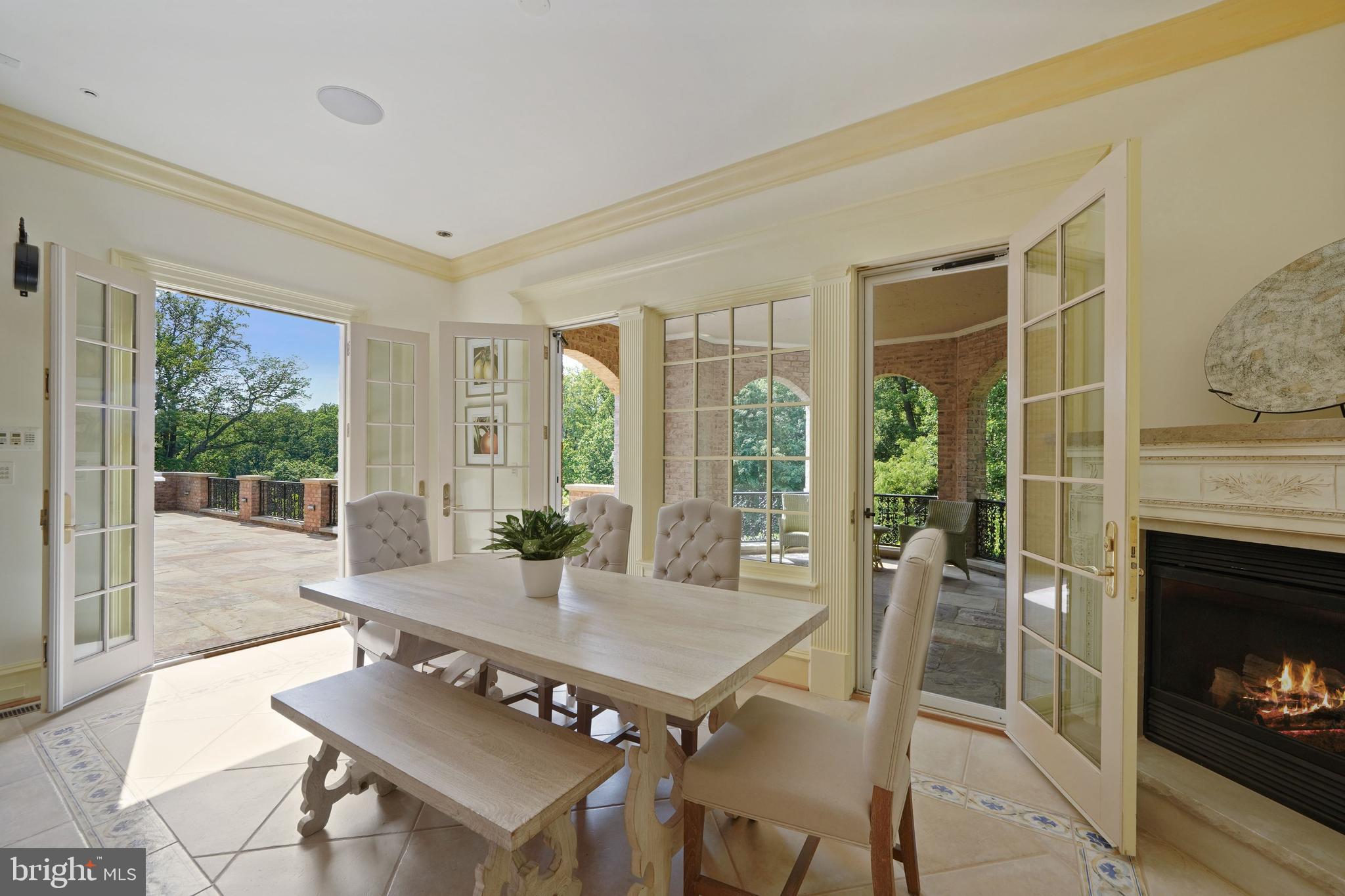WESLEY HEIGHTS - Residential