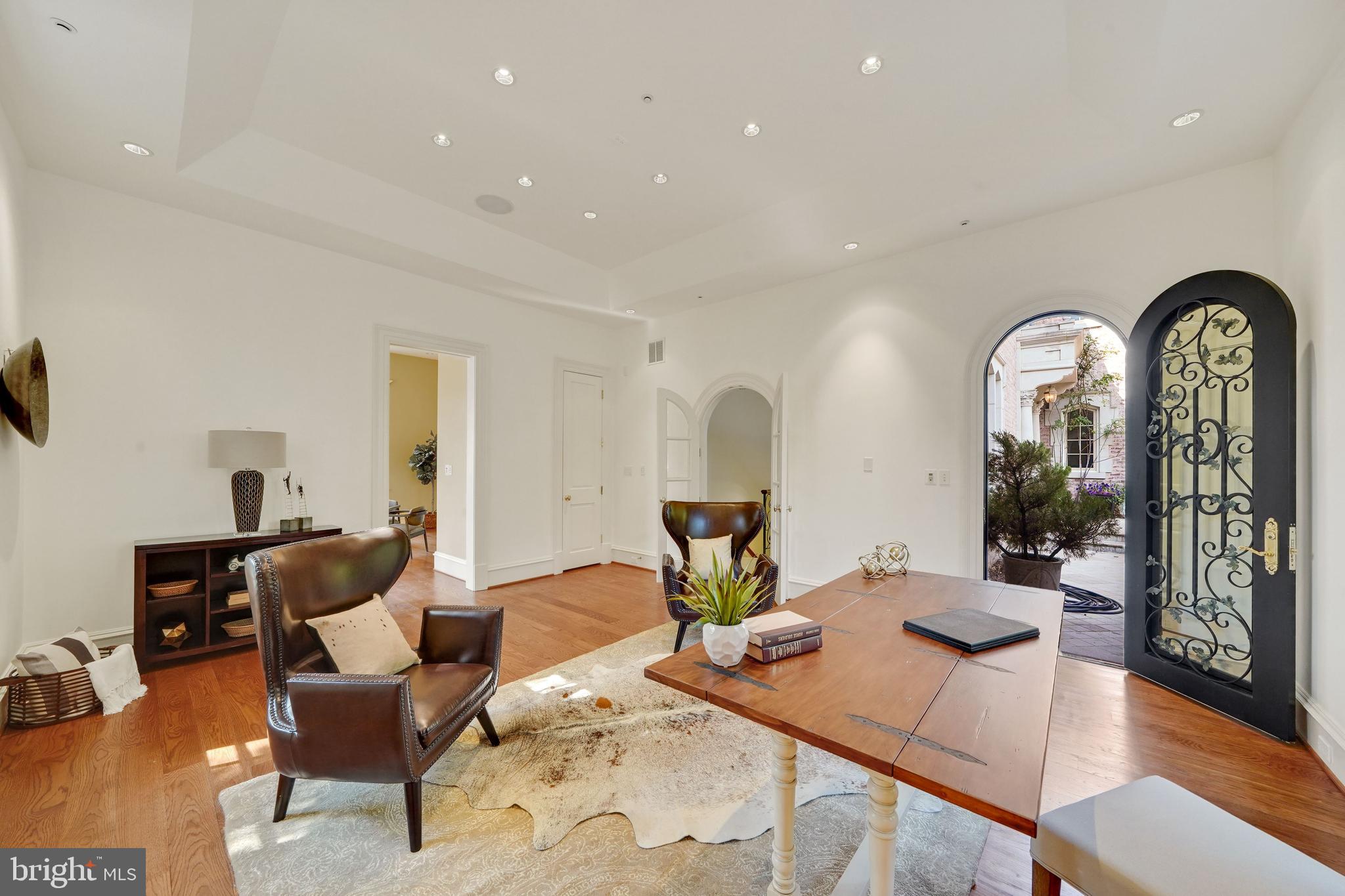 WESLEY HEIGHTS - Residential