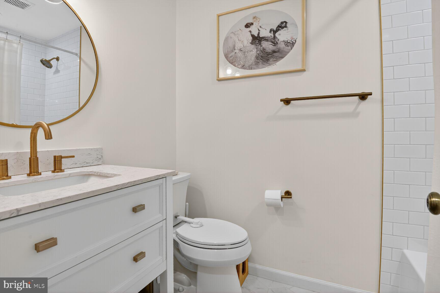 RAMBLEWOOD - Residential Lease