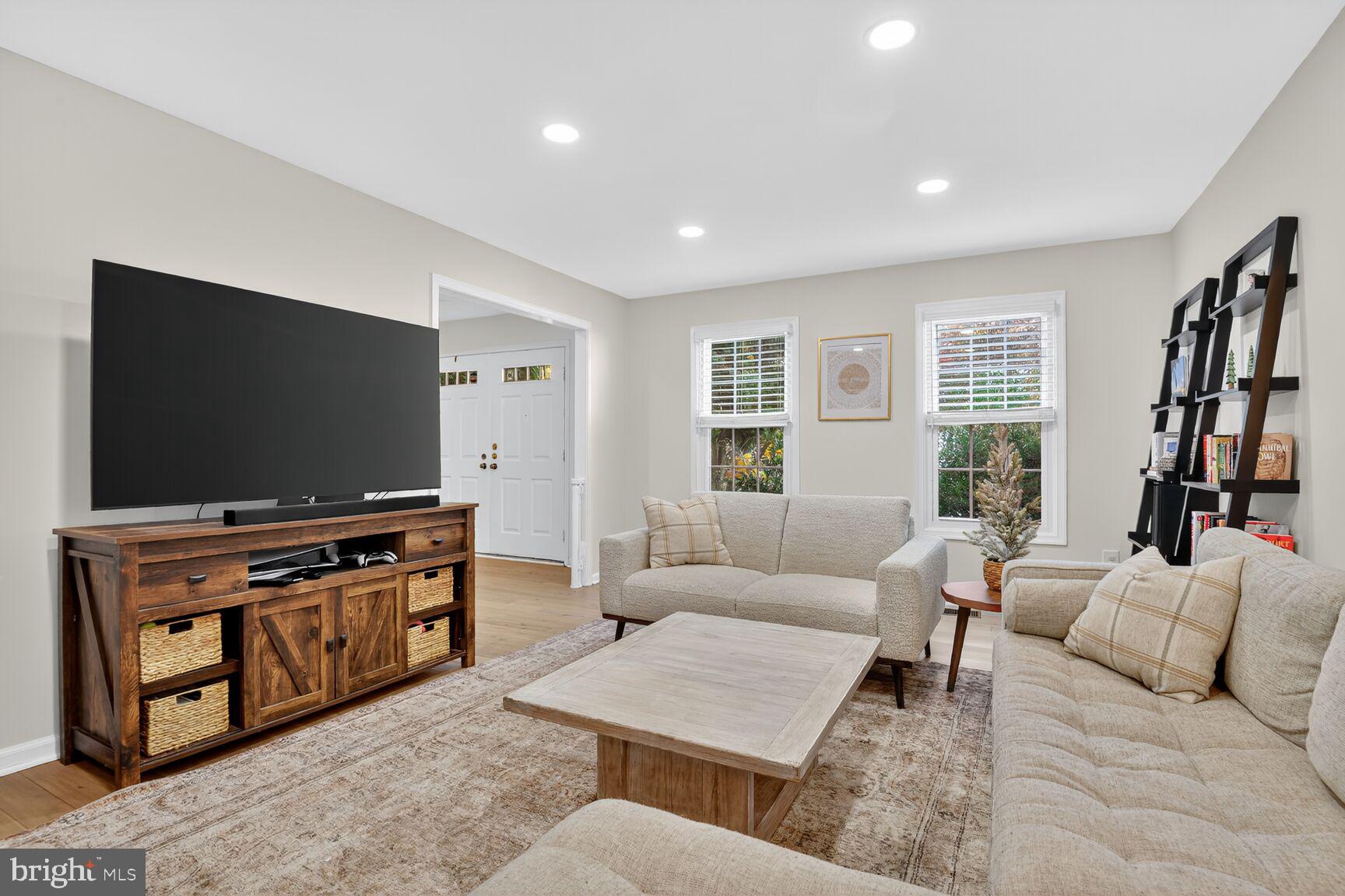 RAMBLEWOOD - Residential Lease