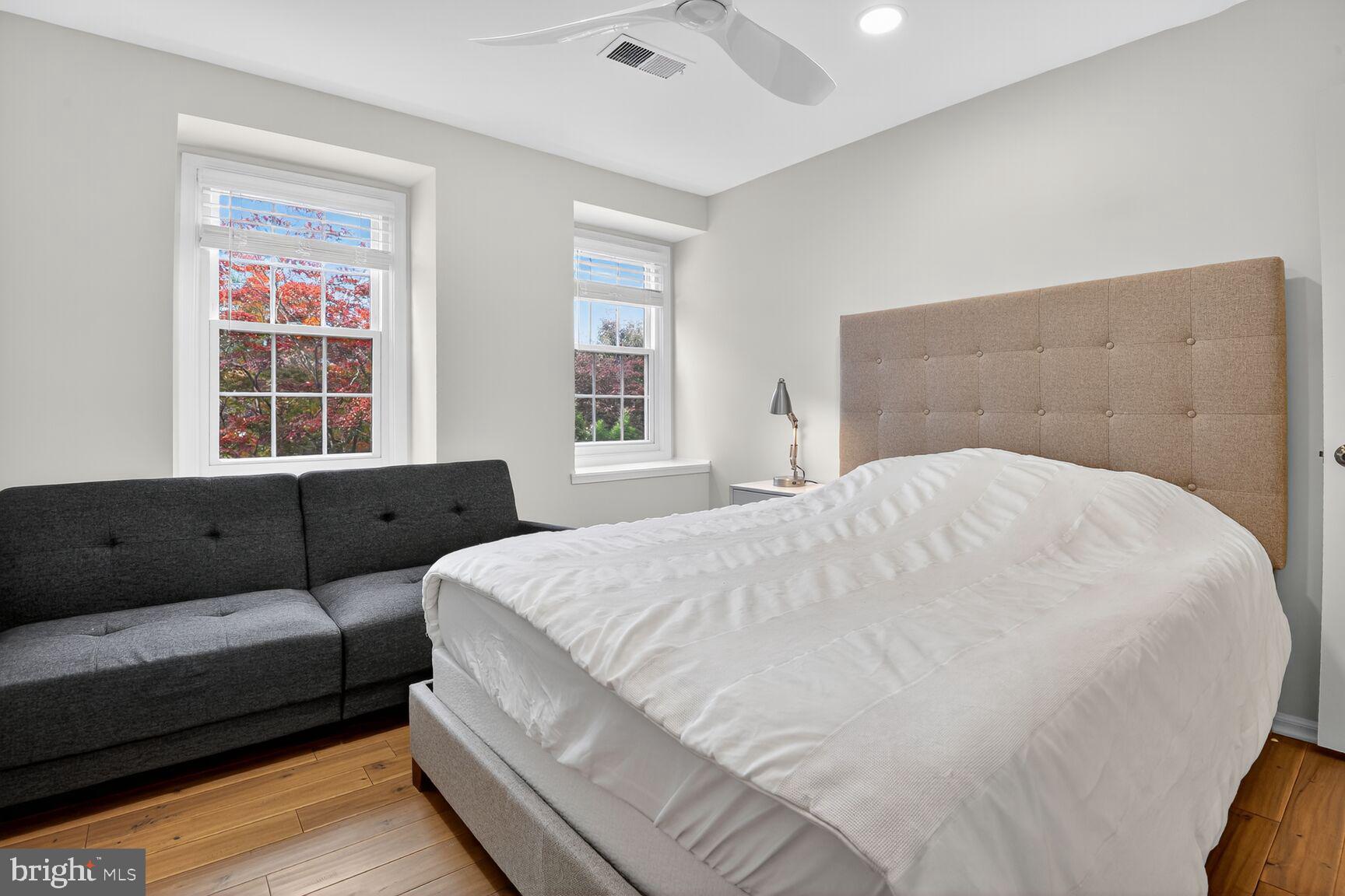 RAMBLEWOOD - Residential Lease