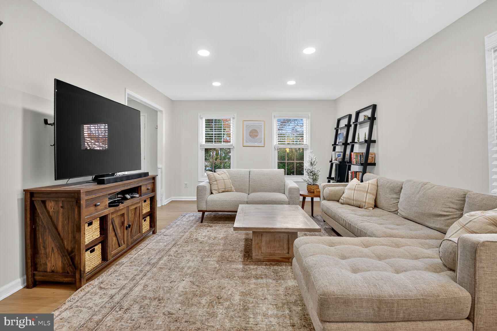 RAMBLEWOOD - Residential Lease