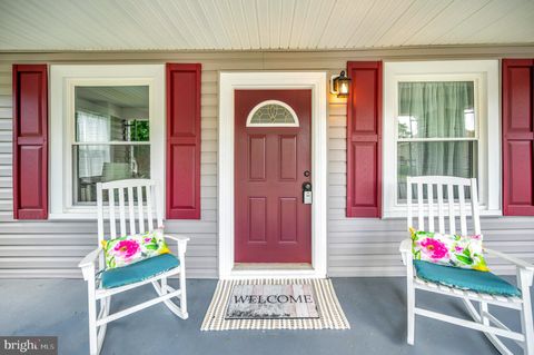 1514 PRINCE EDWARD STREET FREDERICKSBURG VA 22401