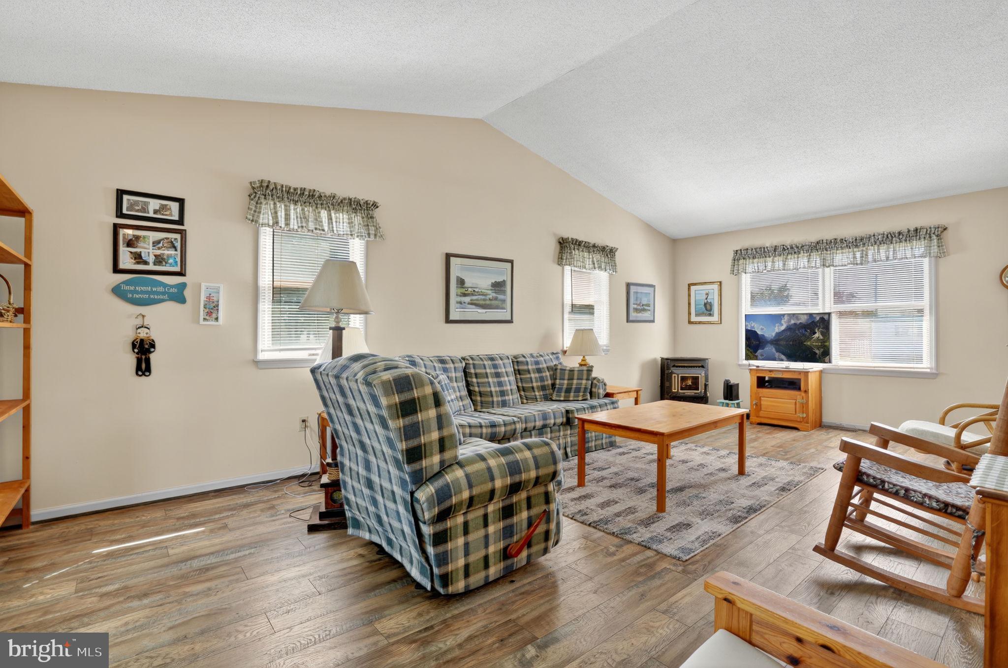 CHINCOTEAGUE - Residential