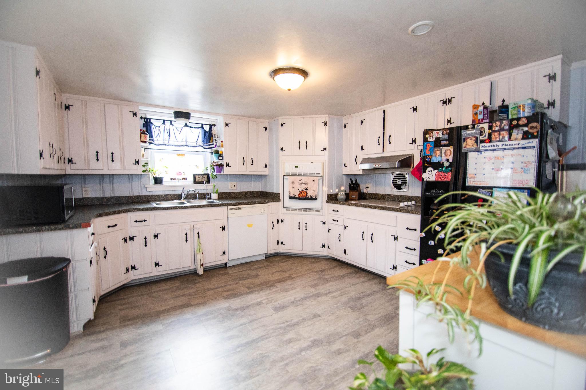 NEWPORT - Residential