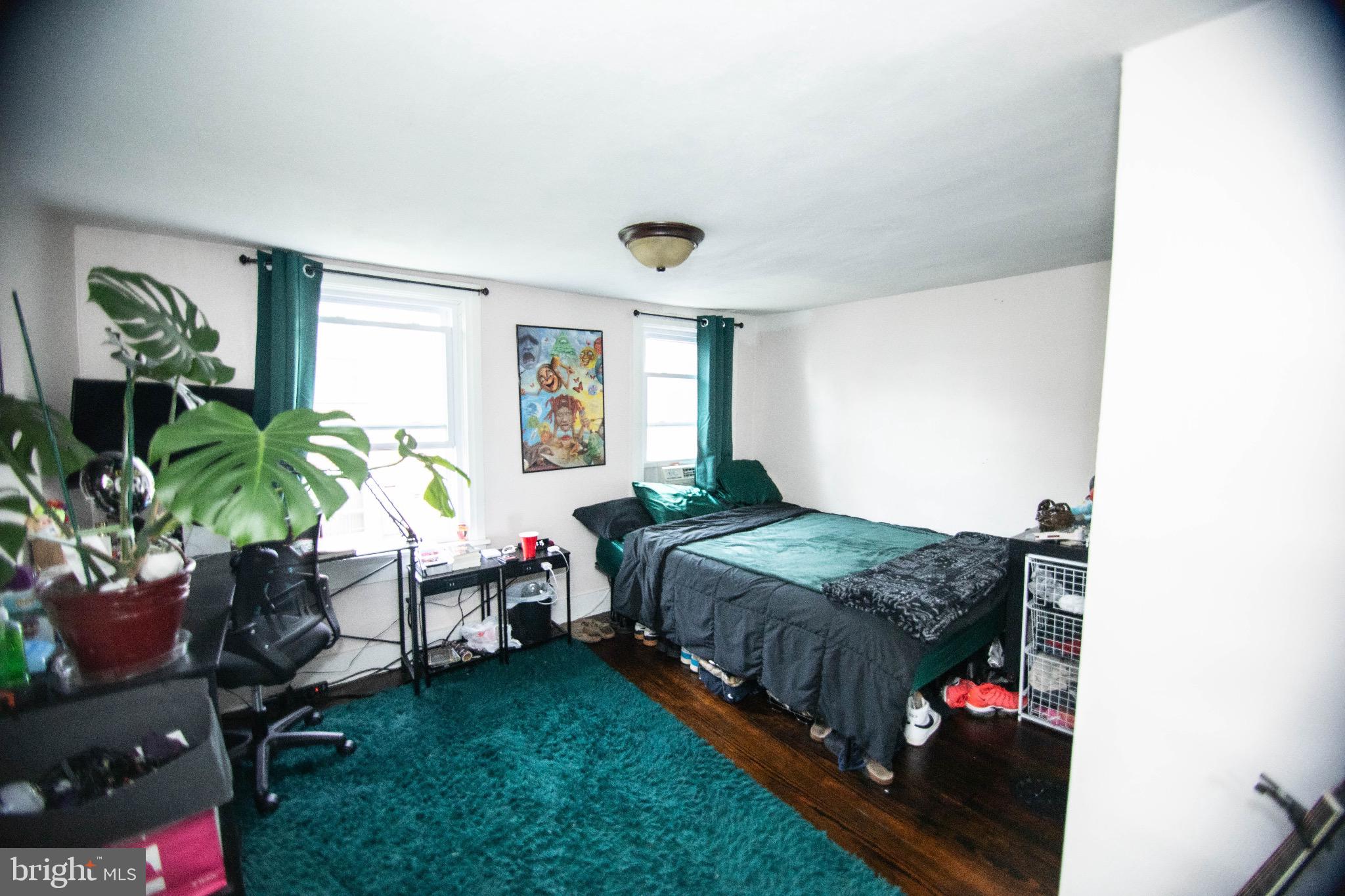 NEWPORT - Residential