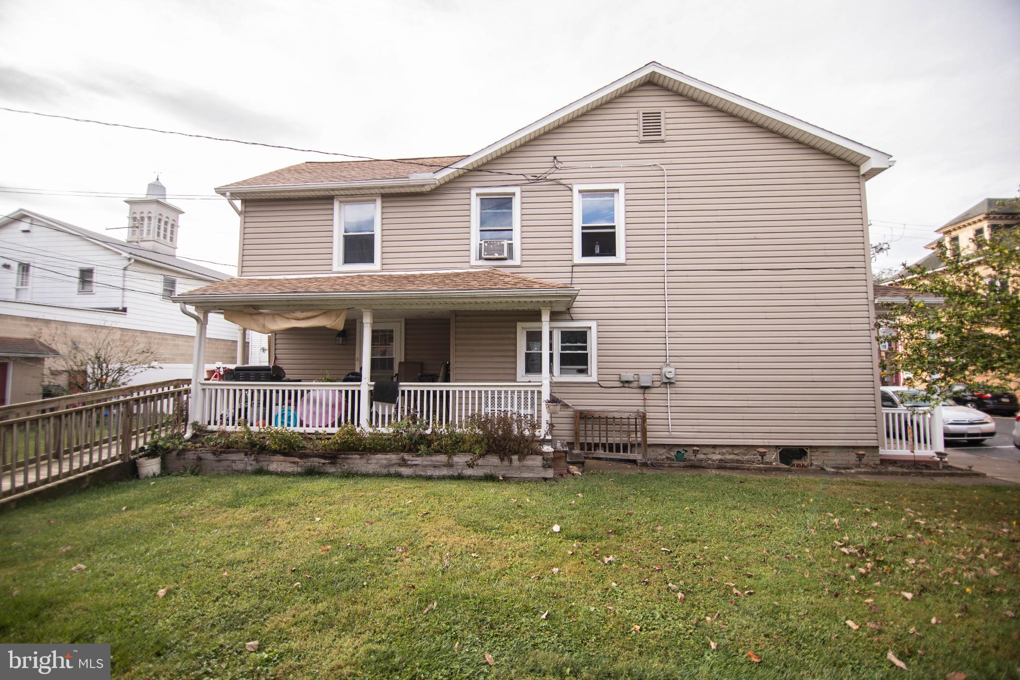 NEWPORT - Residential