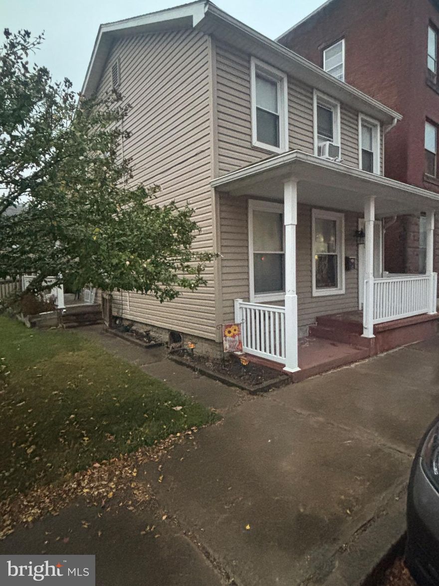 Charming 3 bedroom, 1.5 bath located in Newport borough. Walking distance to all amenities located in Newport & within a short drive of Little Buffalo State Park. Move-in ready & perfect home for those wanting to downsize or just starting out.