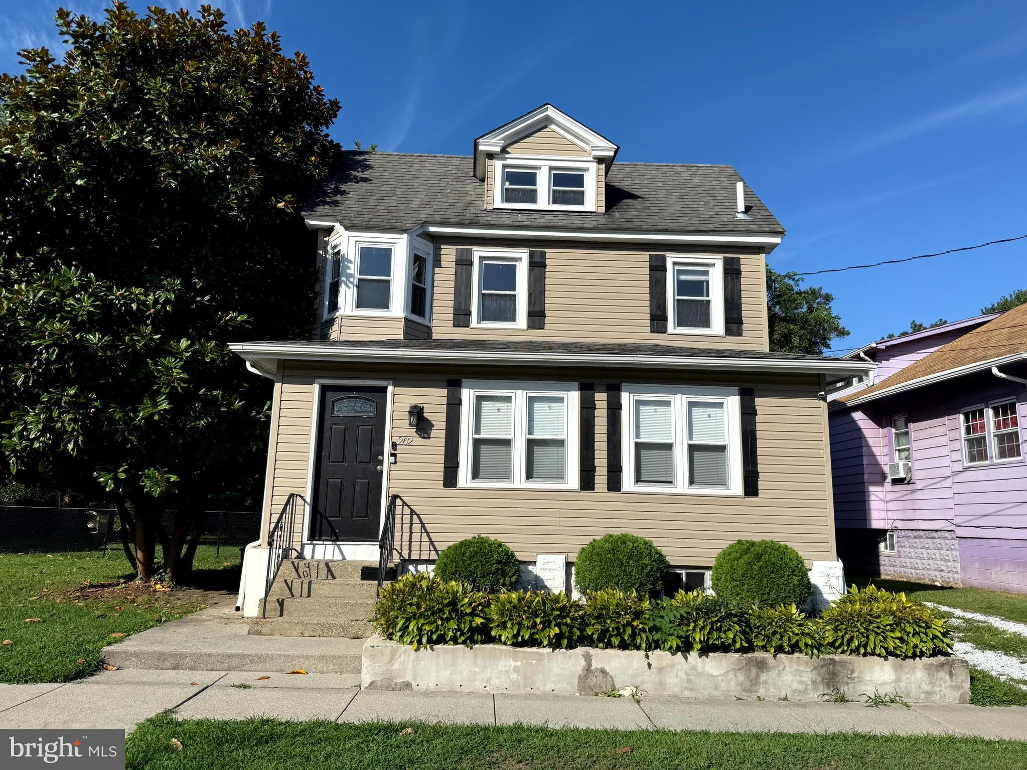 262 CHESTNUT STREET