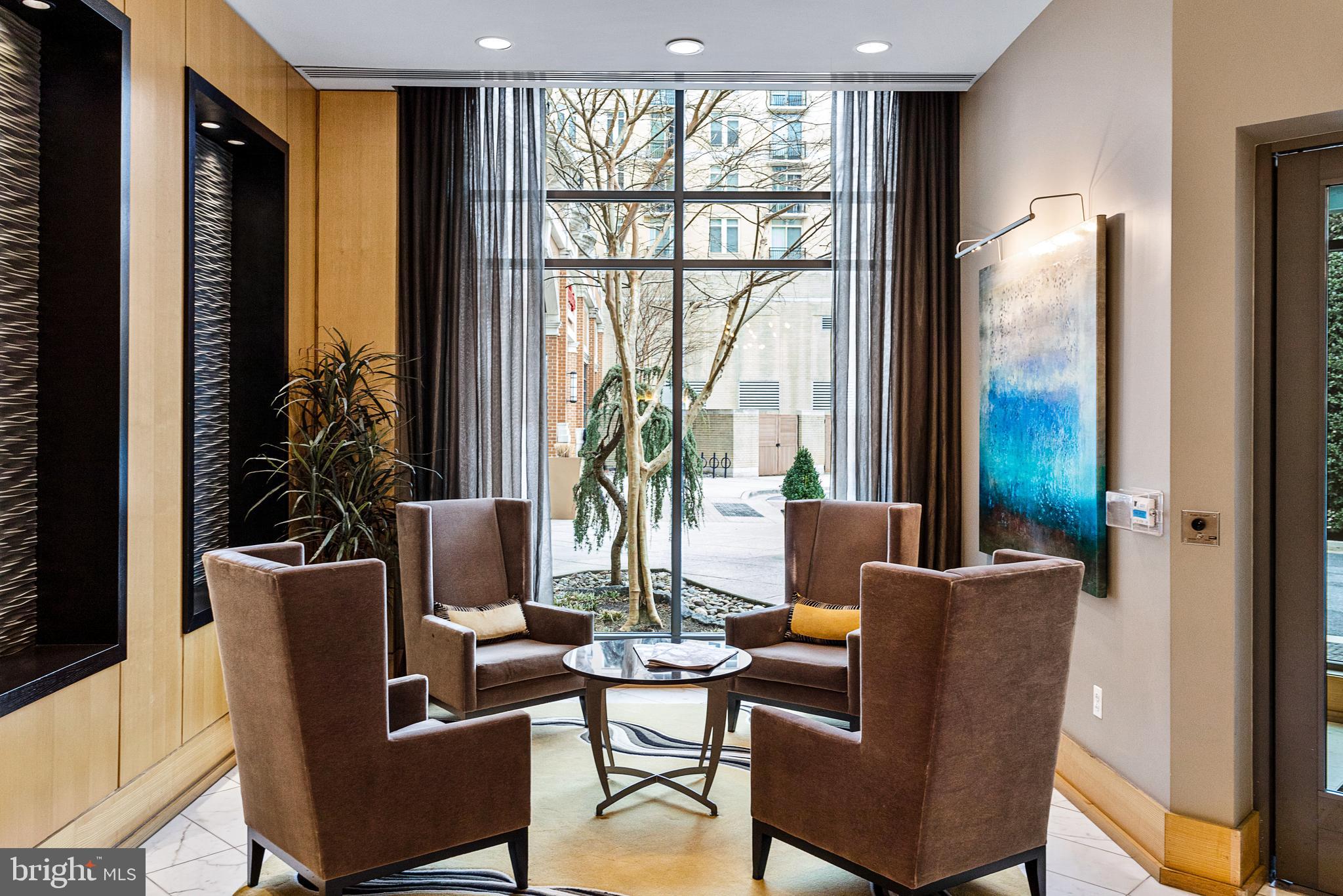 NATIONAL HARBOR - Residential Lease