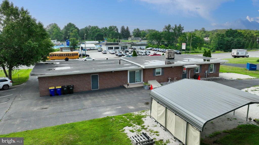Photo of 4325 W Market Street, YORK, PA 17408 (MLS # PAYK2089444)