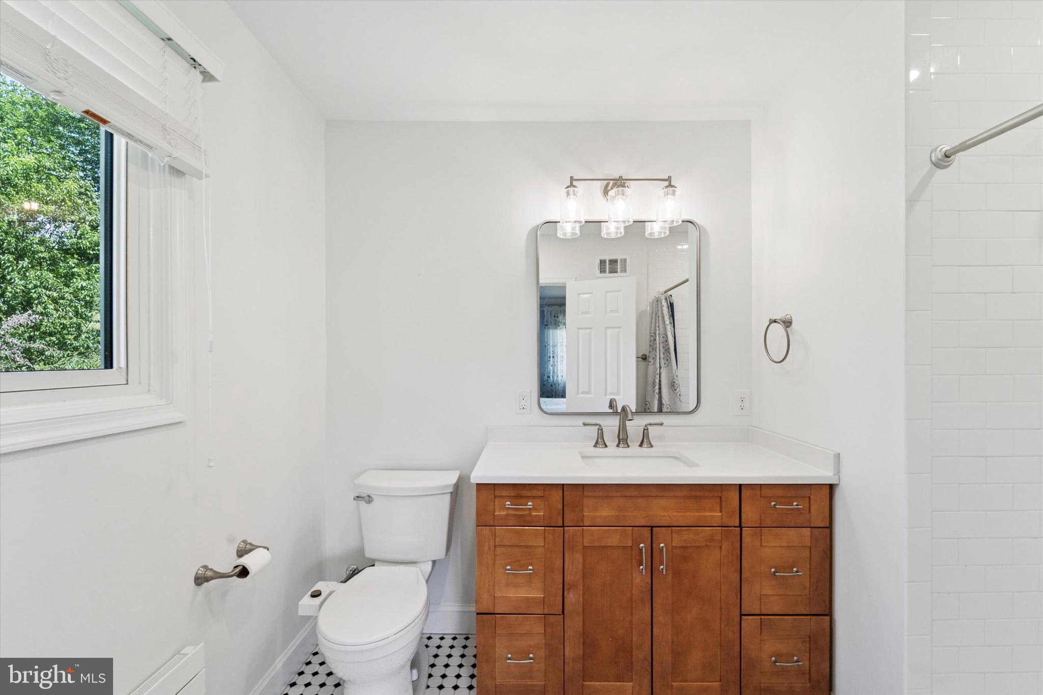 THORNBURY - Residential