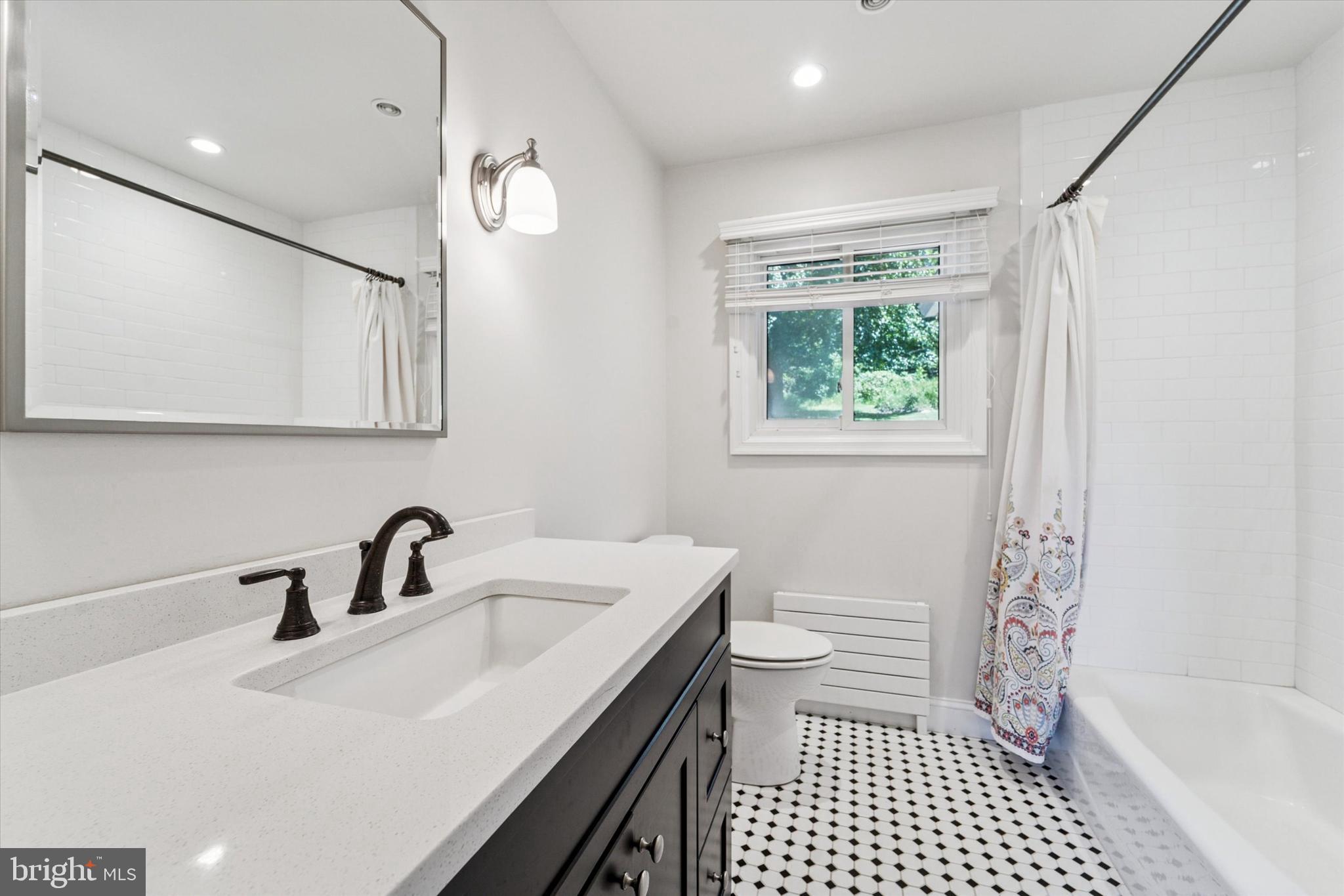 THORNBURY - Residential