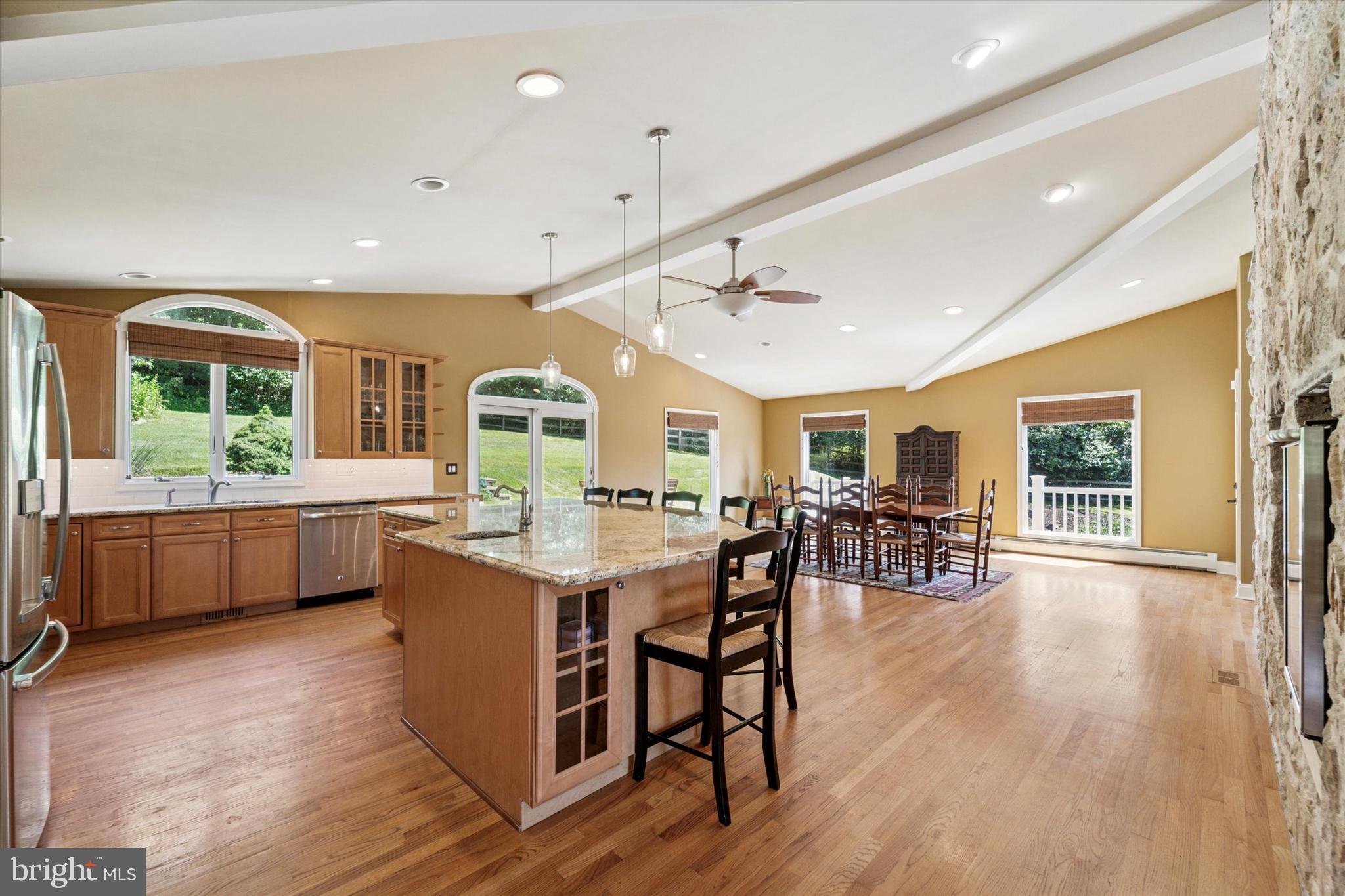 THORNBURY - Residential