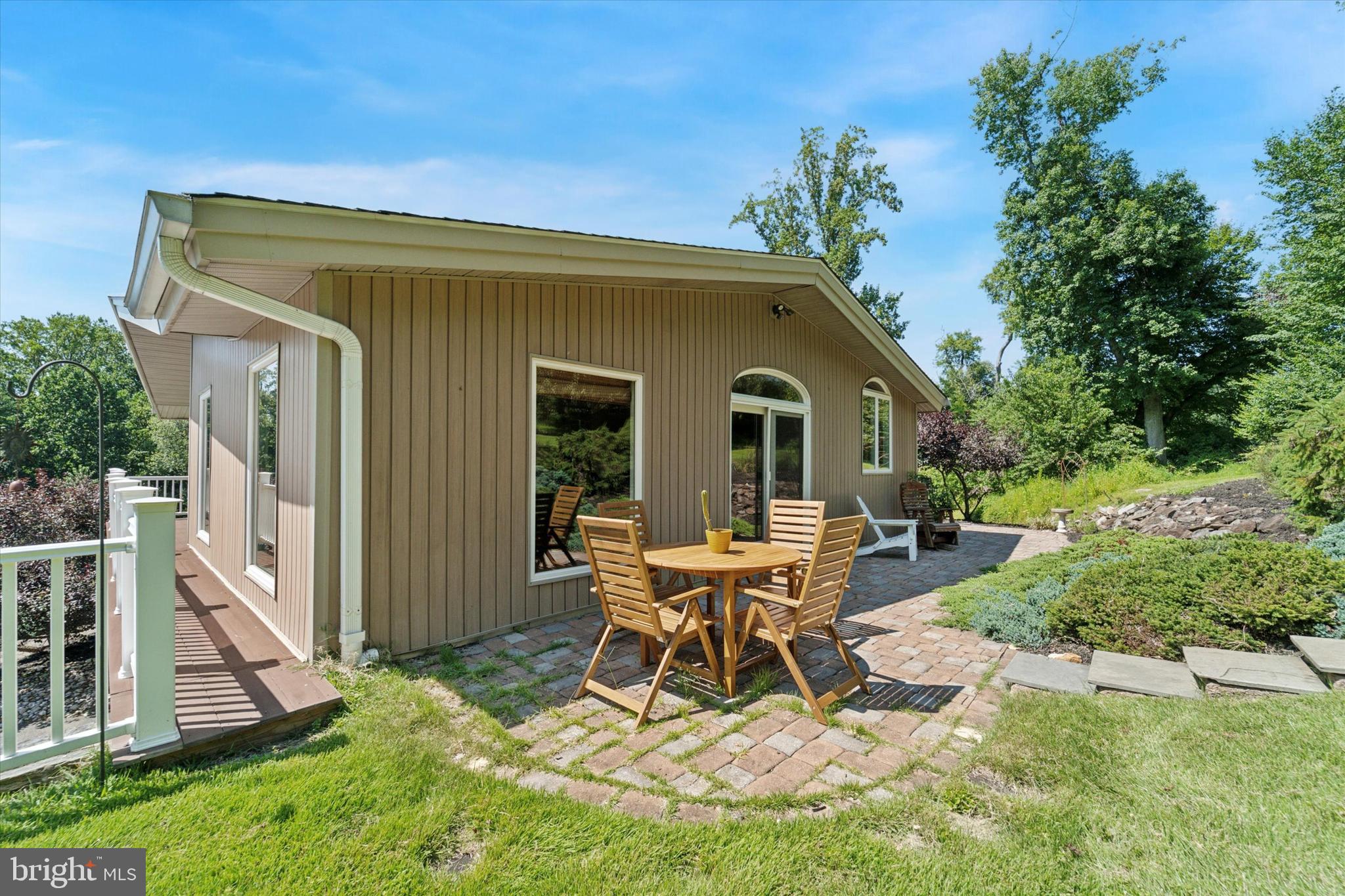 THORNBURY - Residential