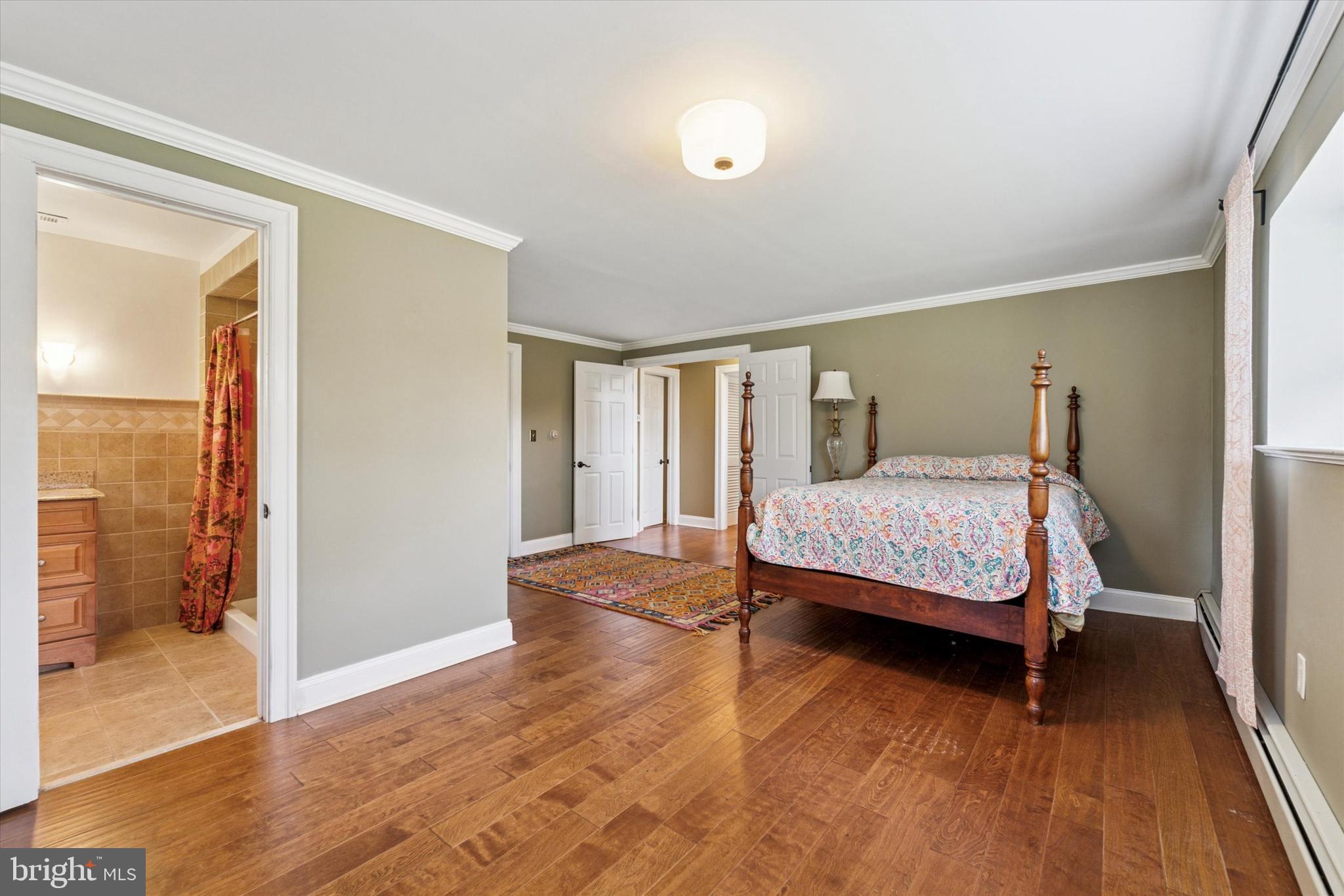 THORNBURY - Residential