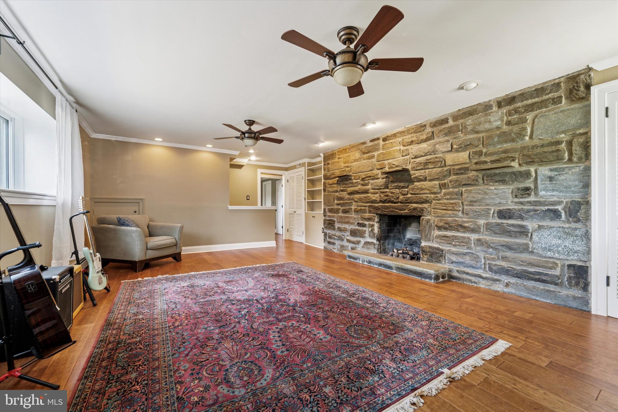 THORNBURY - Residential