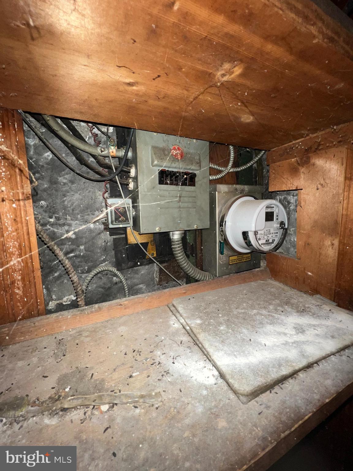 OLIVER - Residential