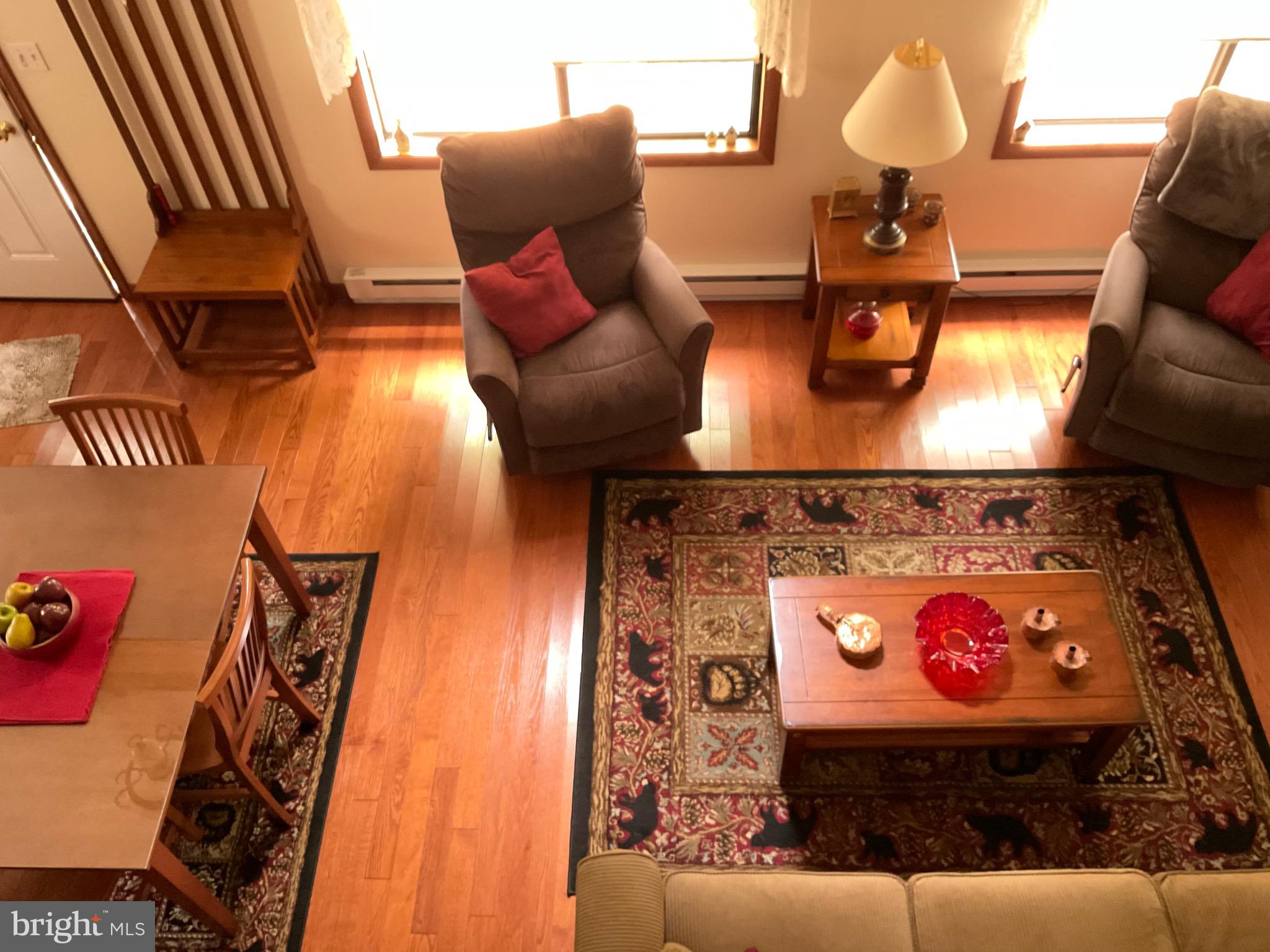 ARROWHEAD  LAKES - Residential