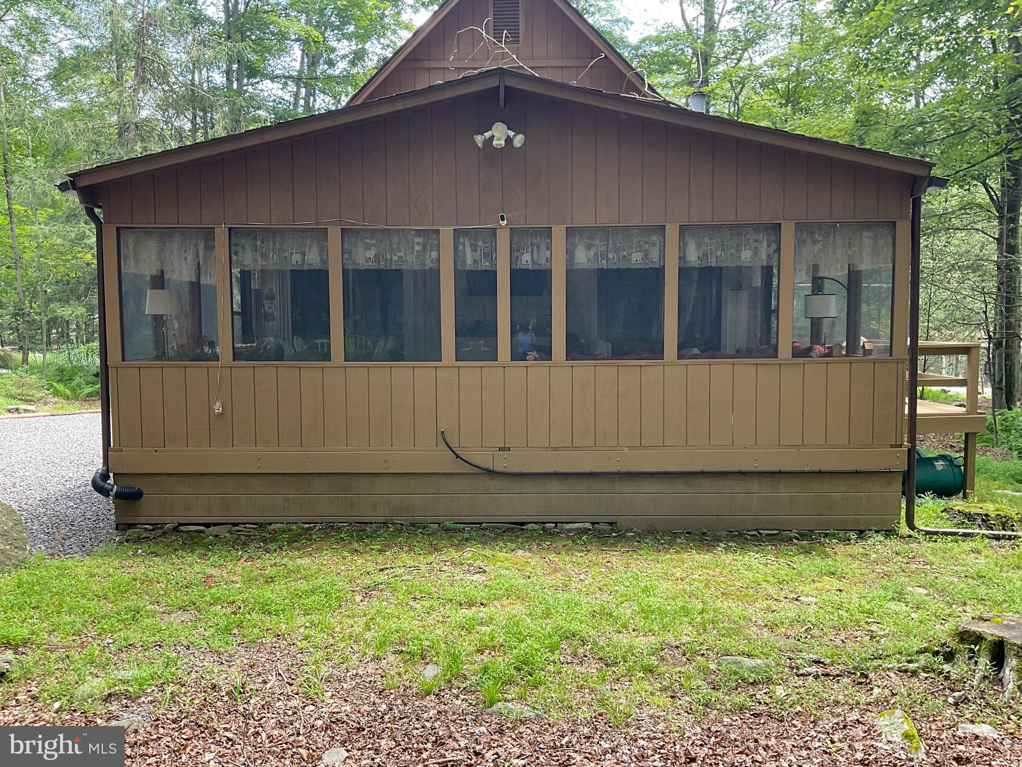 301 MAXATAWNY DRIVE