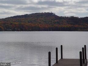 ARROWHEAD  LAKES - Residential