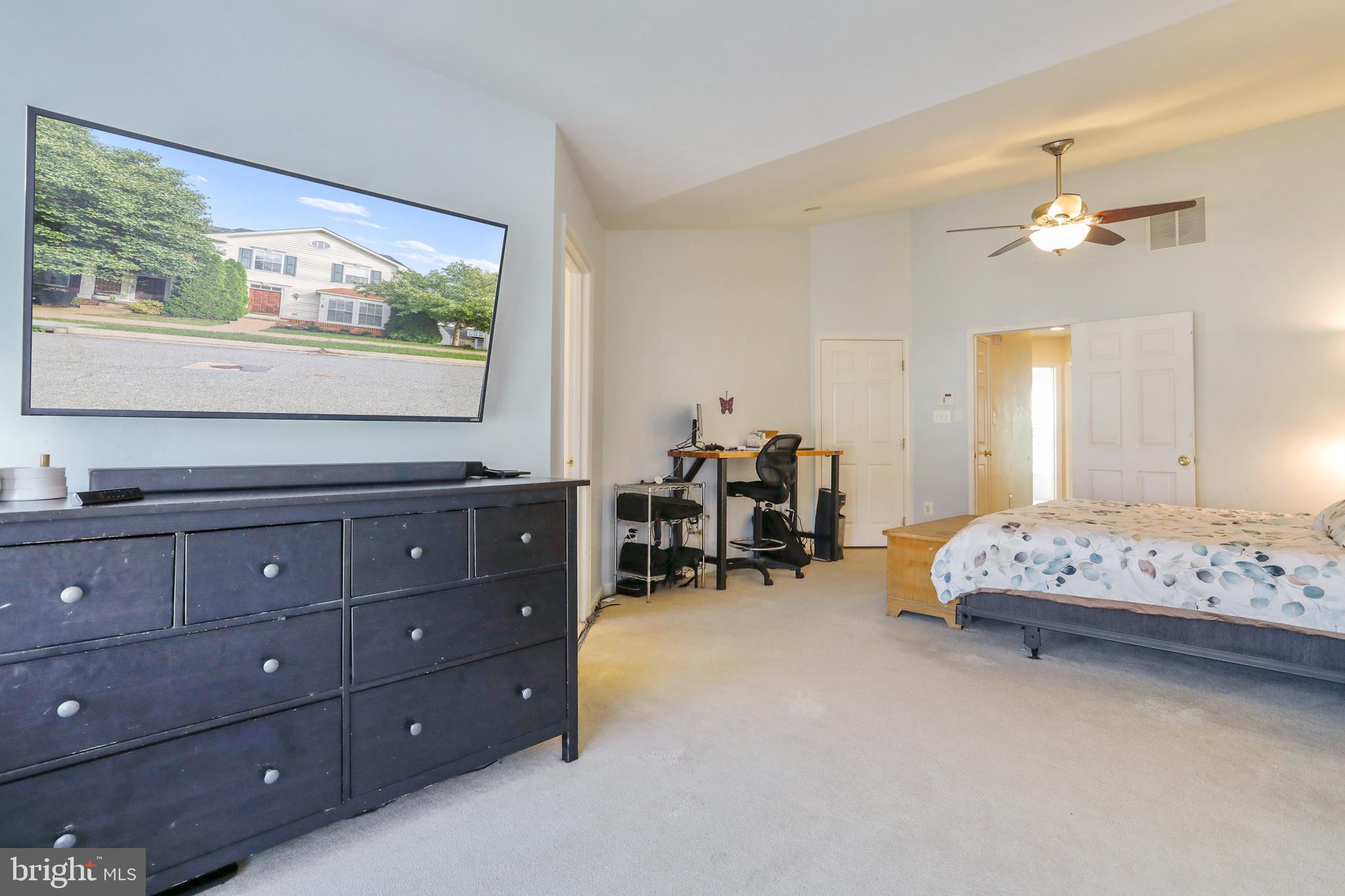 HUNTFIELD - Residential