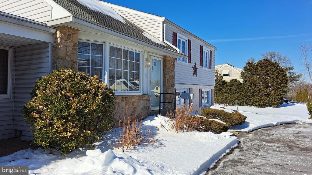 Photo of 848 Sunnylea Road, LANSDALE, PA 19446 (MLS # PAMC2167130)