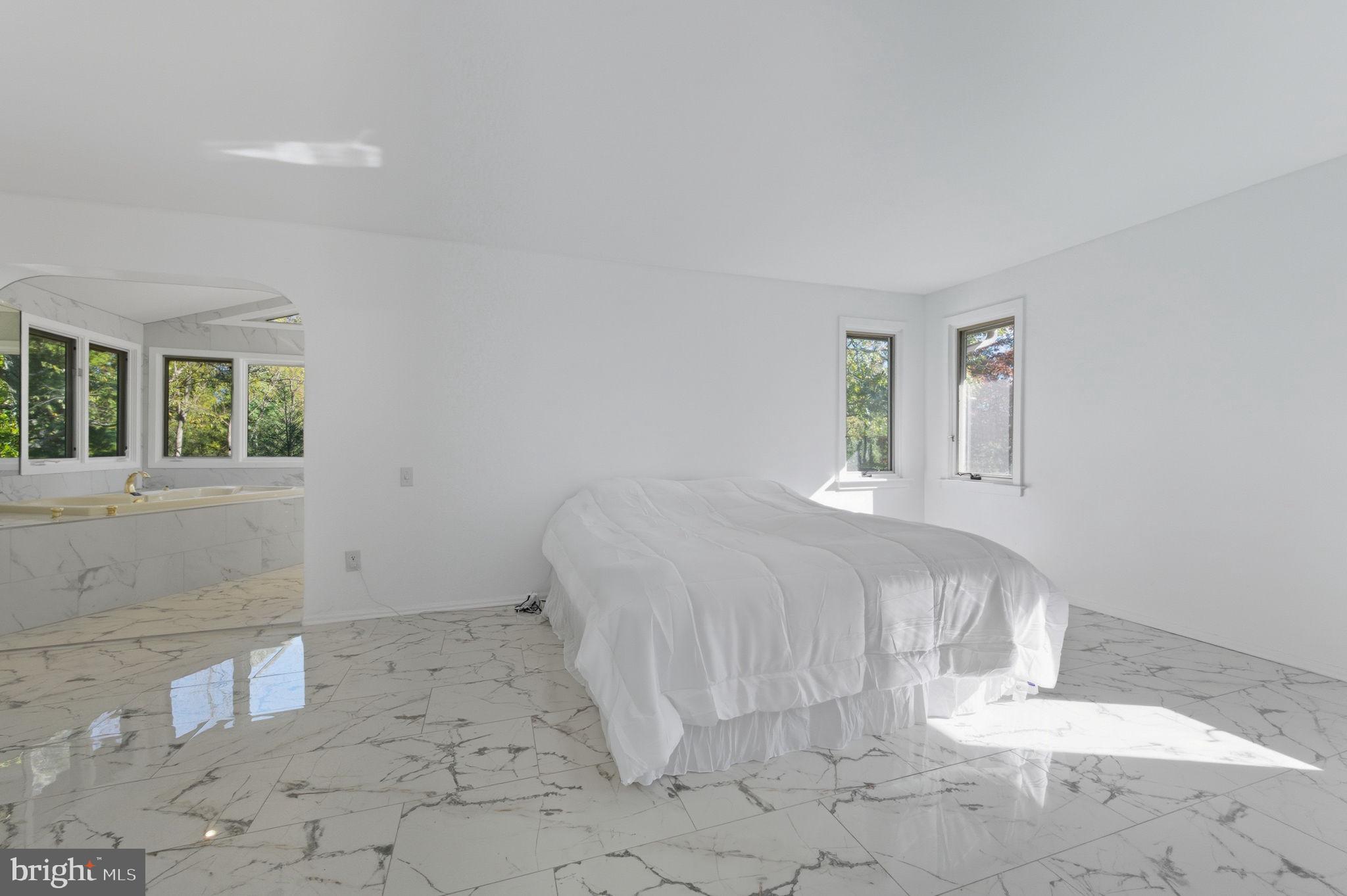 SOUTHERN SLOPES - Residential