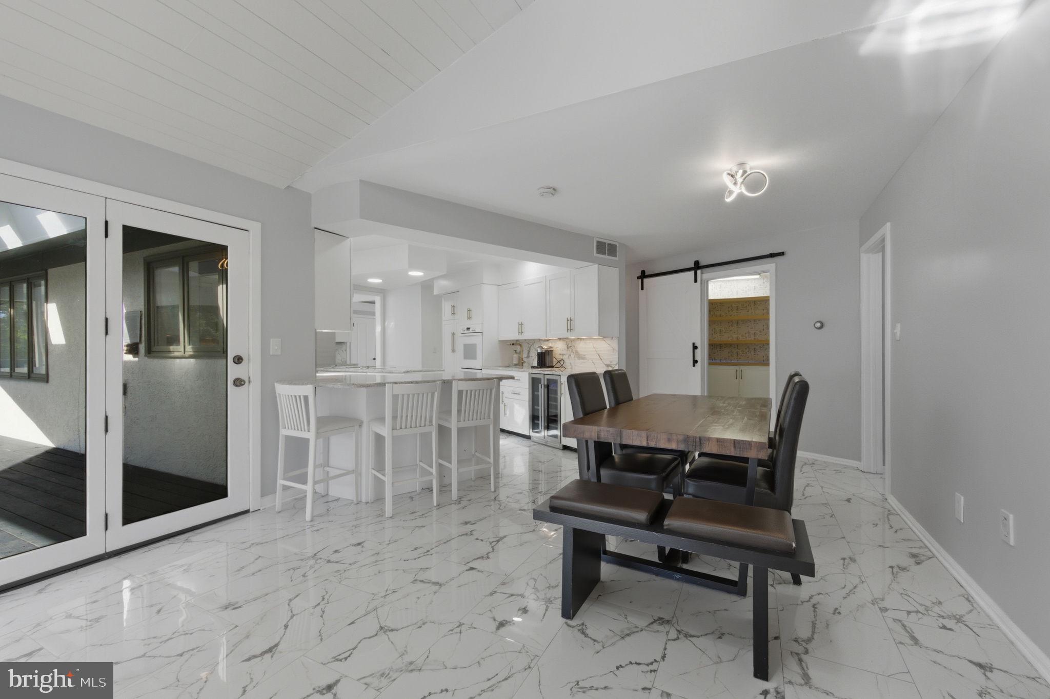 SOUTHERN SLOPES - Residential