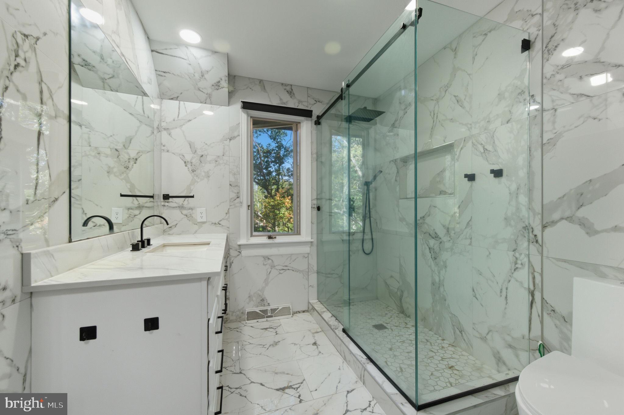 SOUTHERN SLOPES - Residential