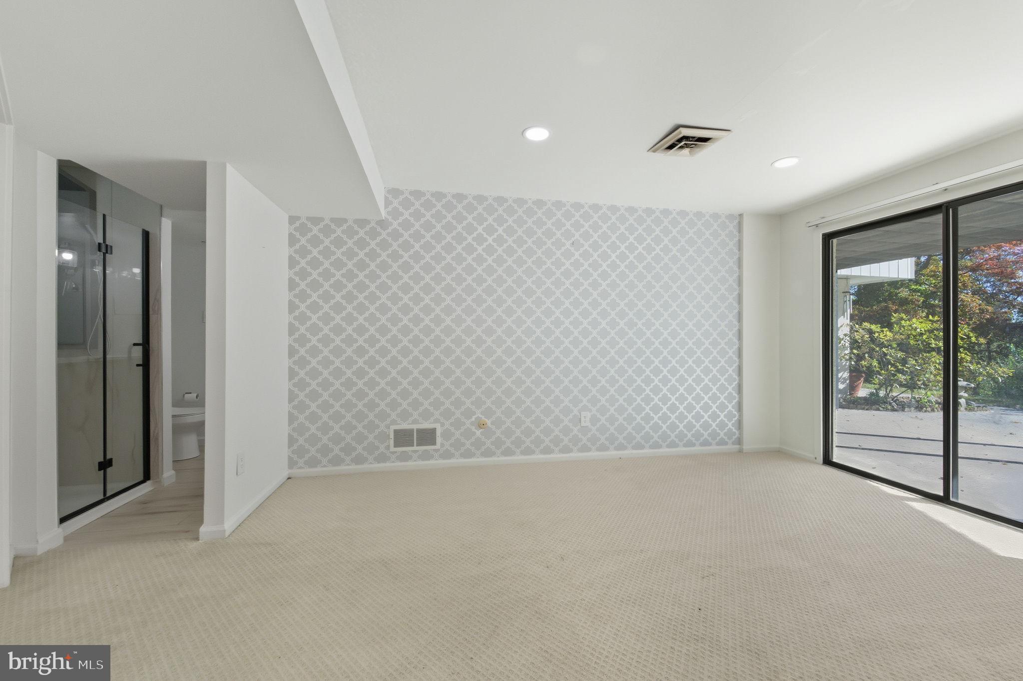 SOUTHERN SLOPES - Residential