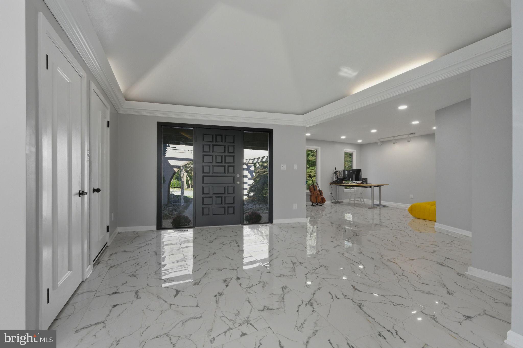 SOUTHERN SLOPES - Residential