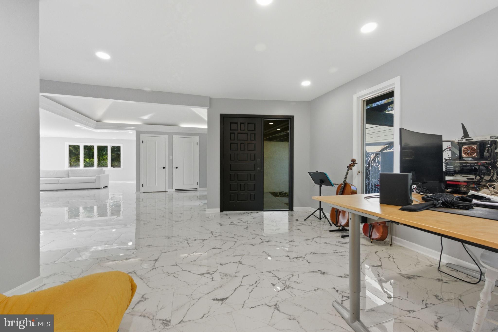 SOUTHERN SLOPES - Residential