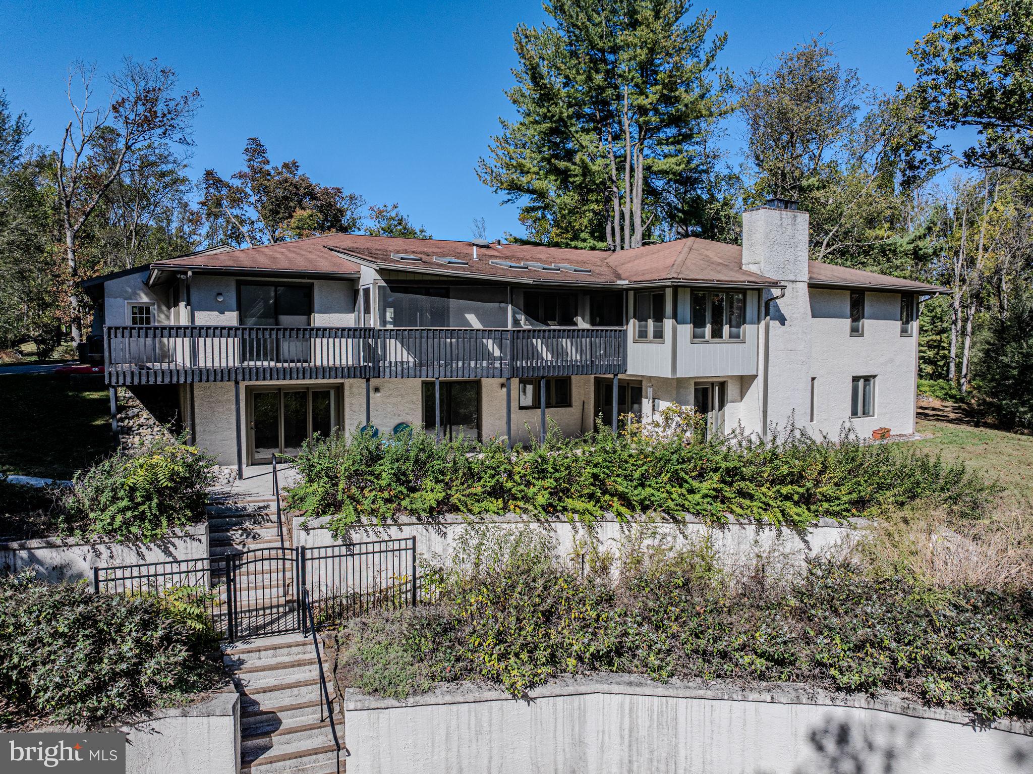 SOUTHERN SLOPES - Residential