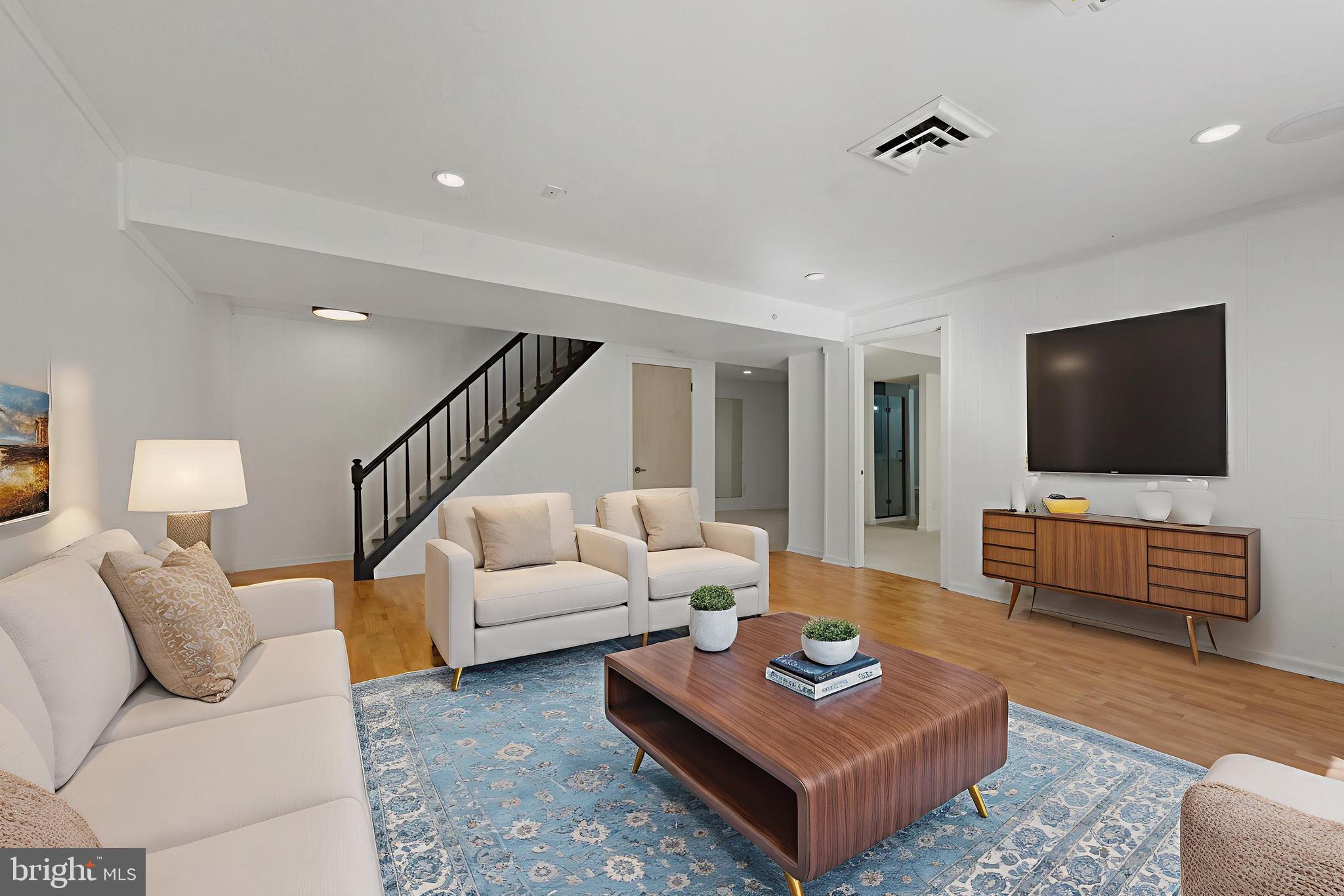 SOUTHERN SLOPES - Residential