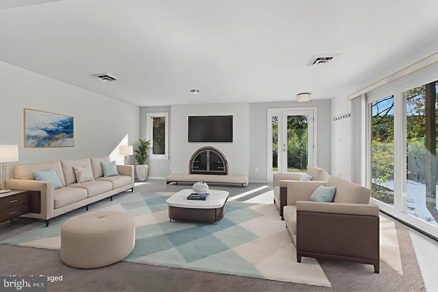 SOUTHERN SLOPES - Residential