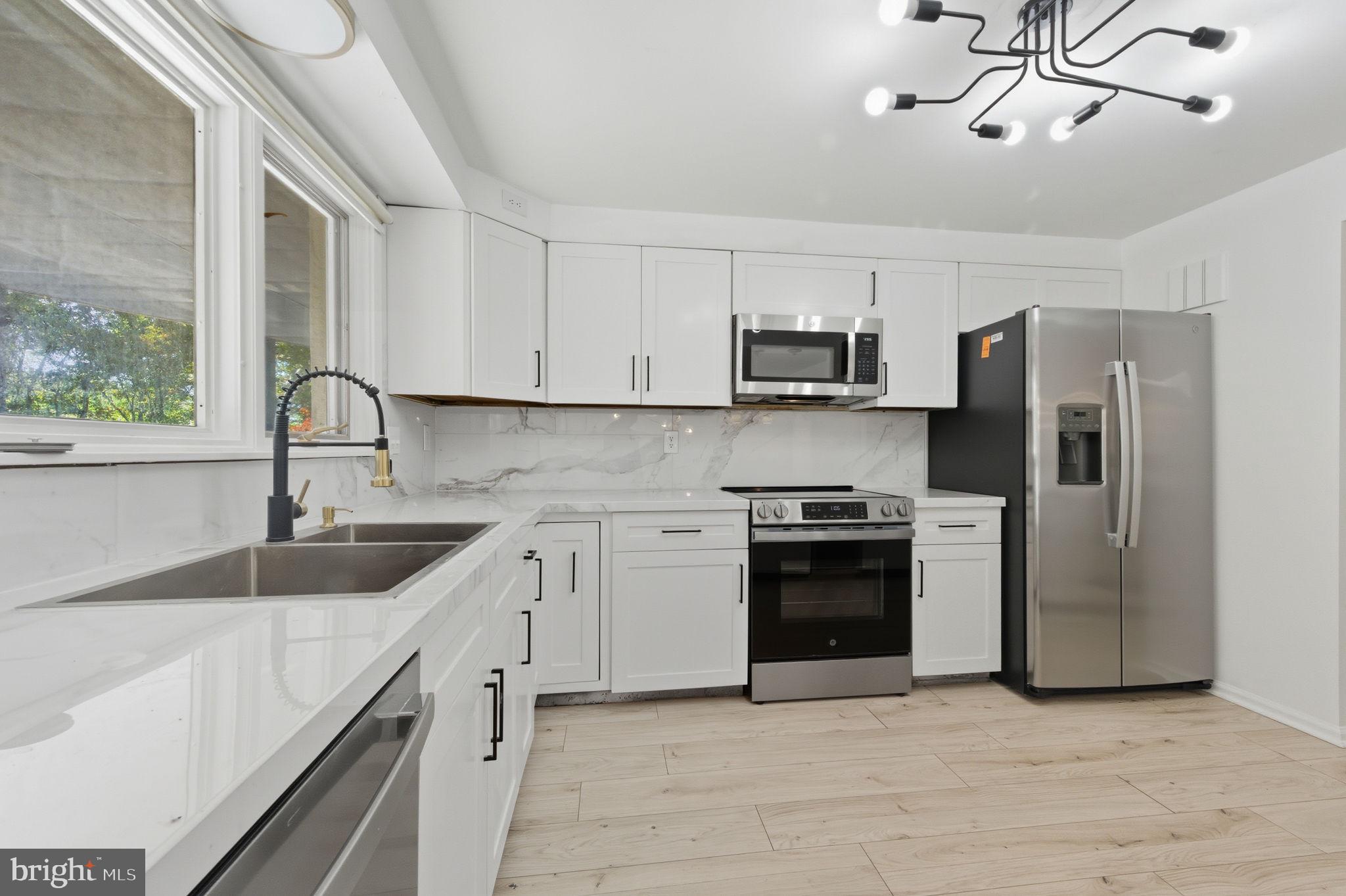 SOUTHERN SLOPES - Residential