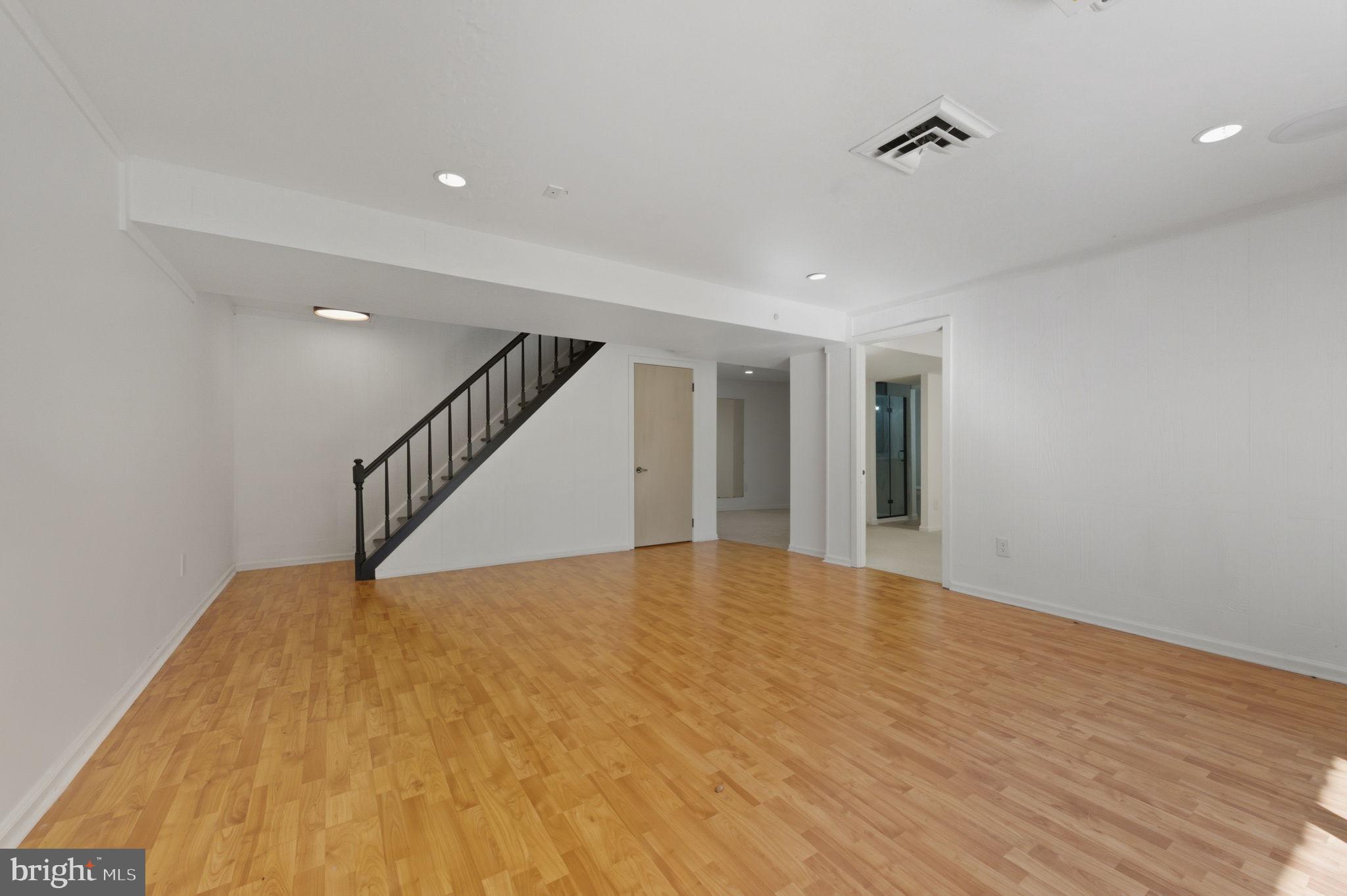 SOUTHERN SLOPES - Residential