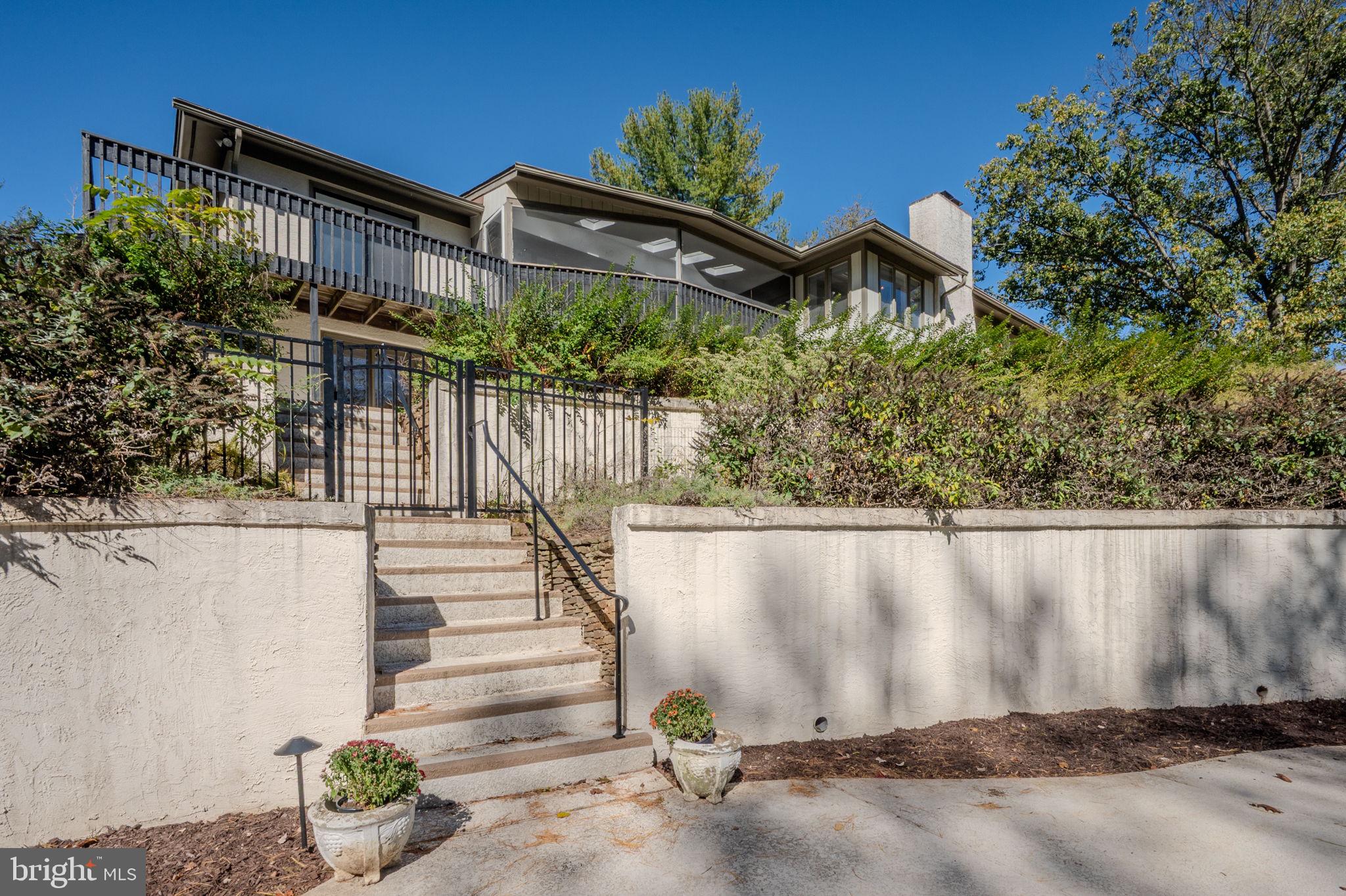 SOUTHERN SLOPES - Residential