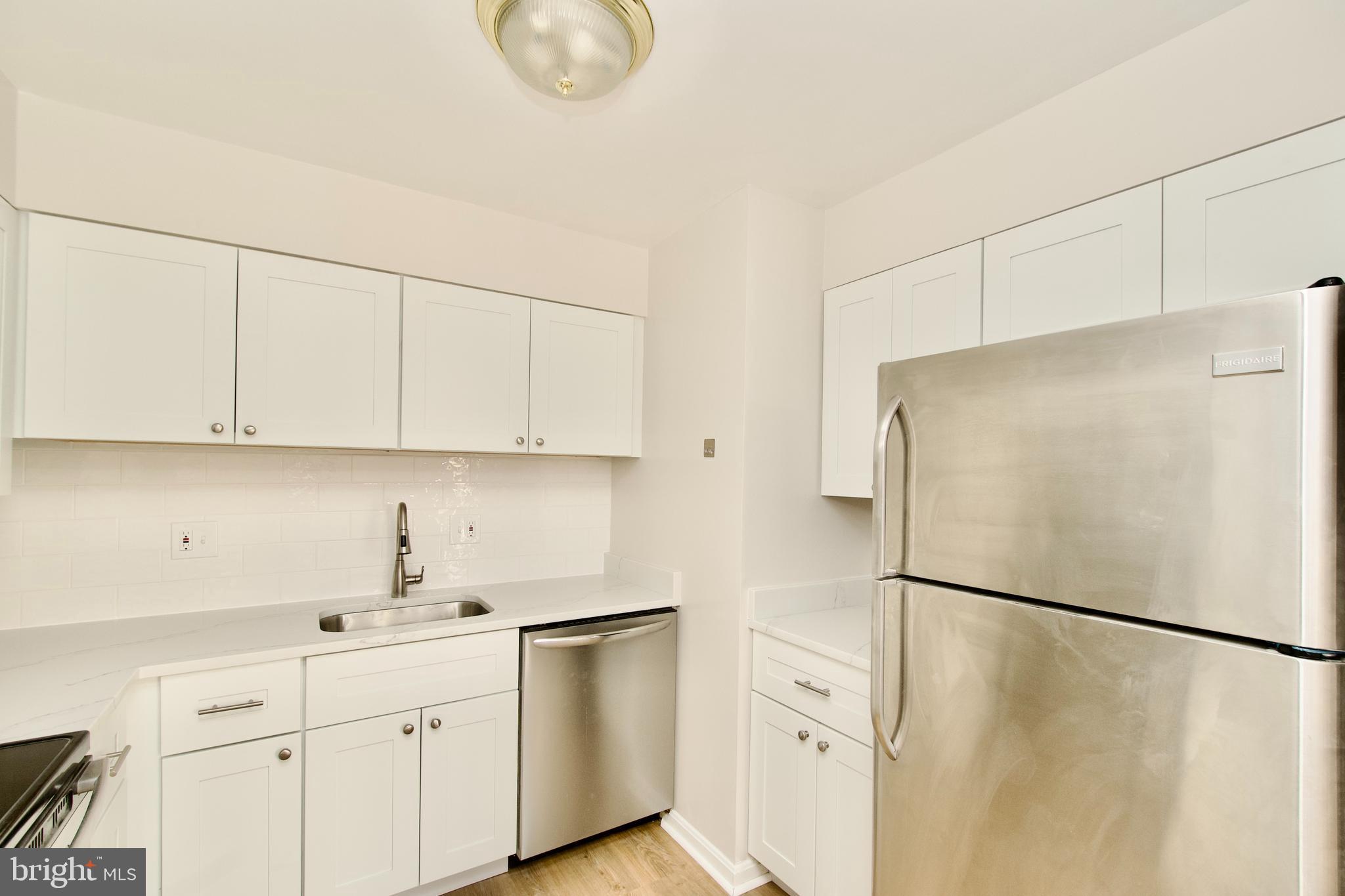 EDSALL BLUFF - Residential