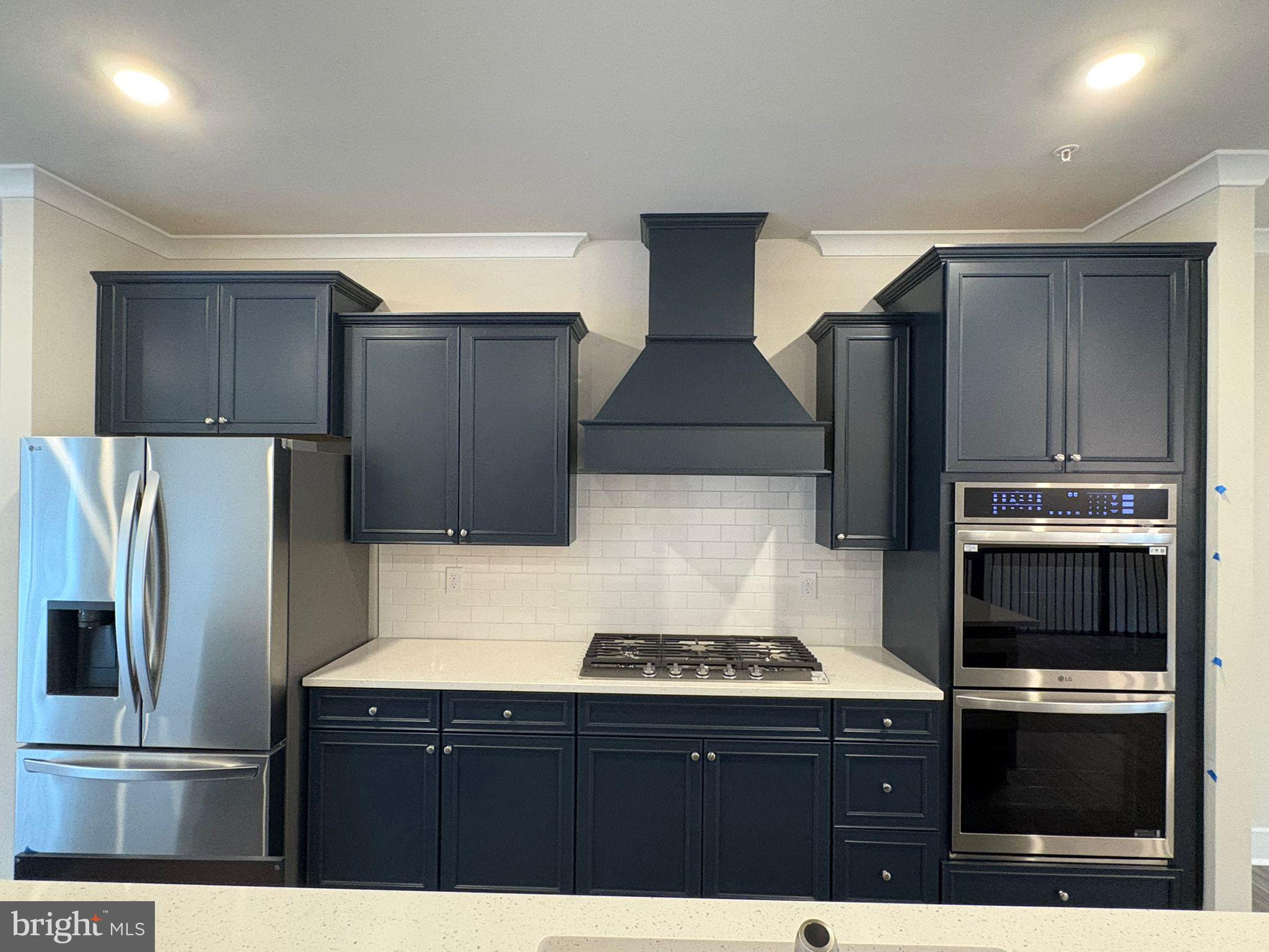 1712 WATER CROSSING RD