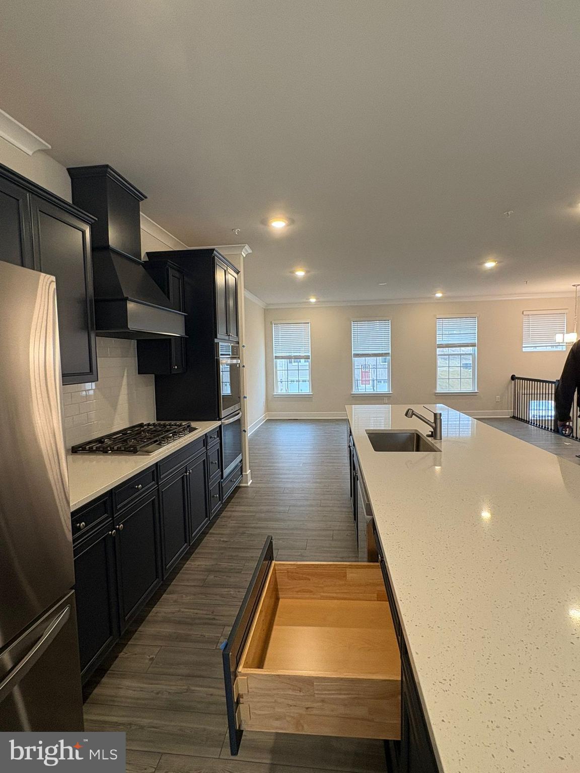 1712 WATER CROSSING RD