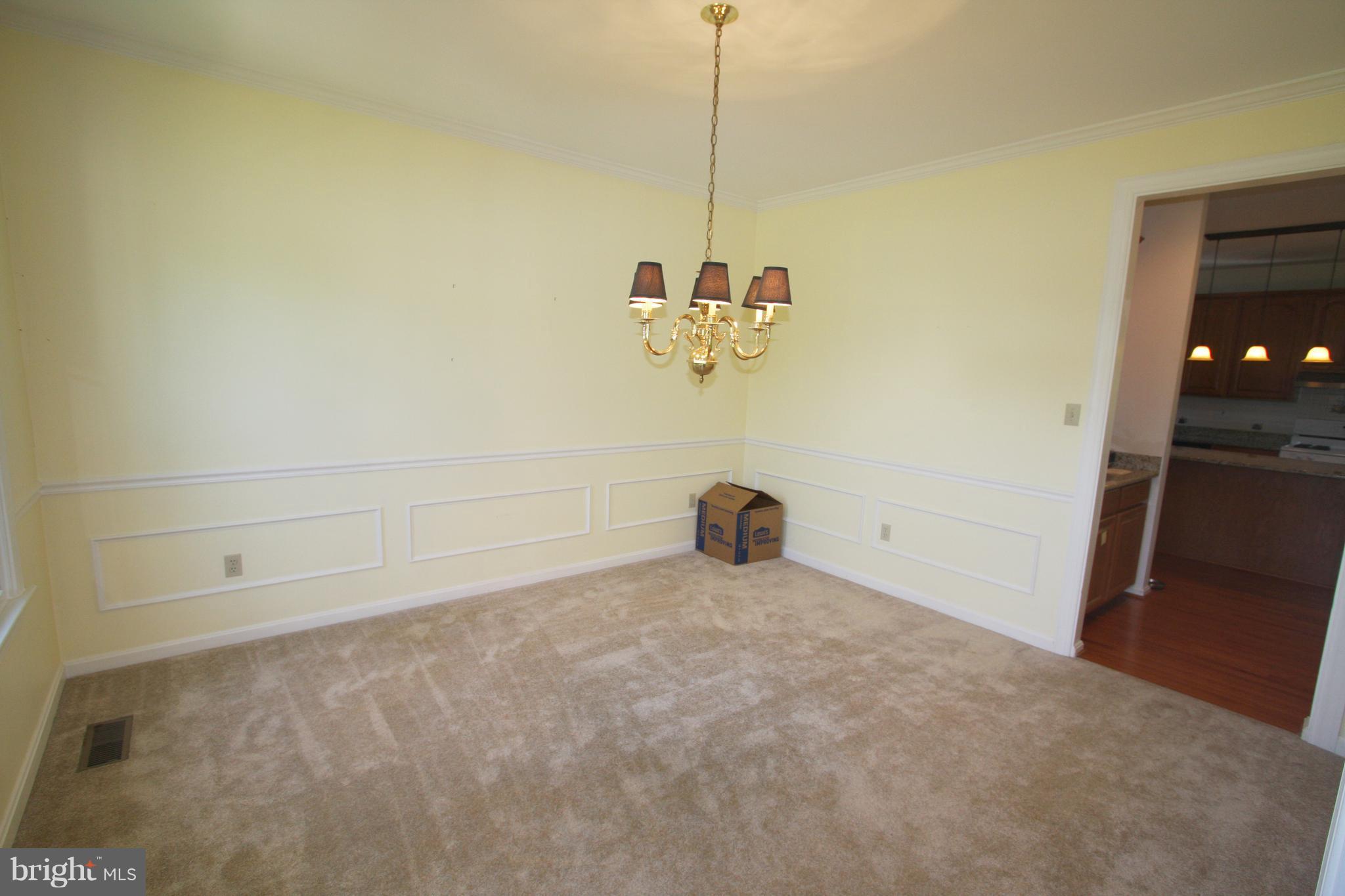 POOLESVILLE - Residential Lease