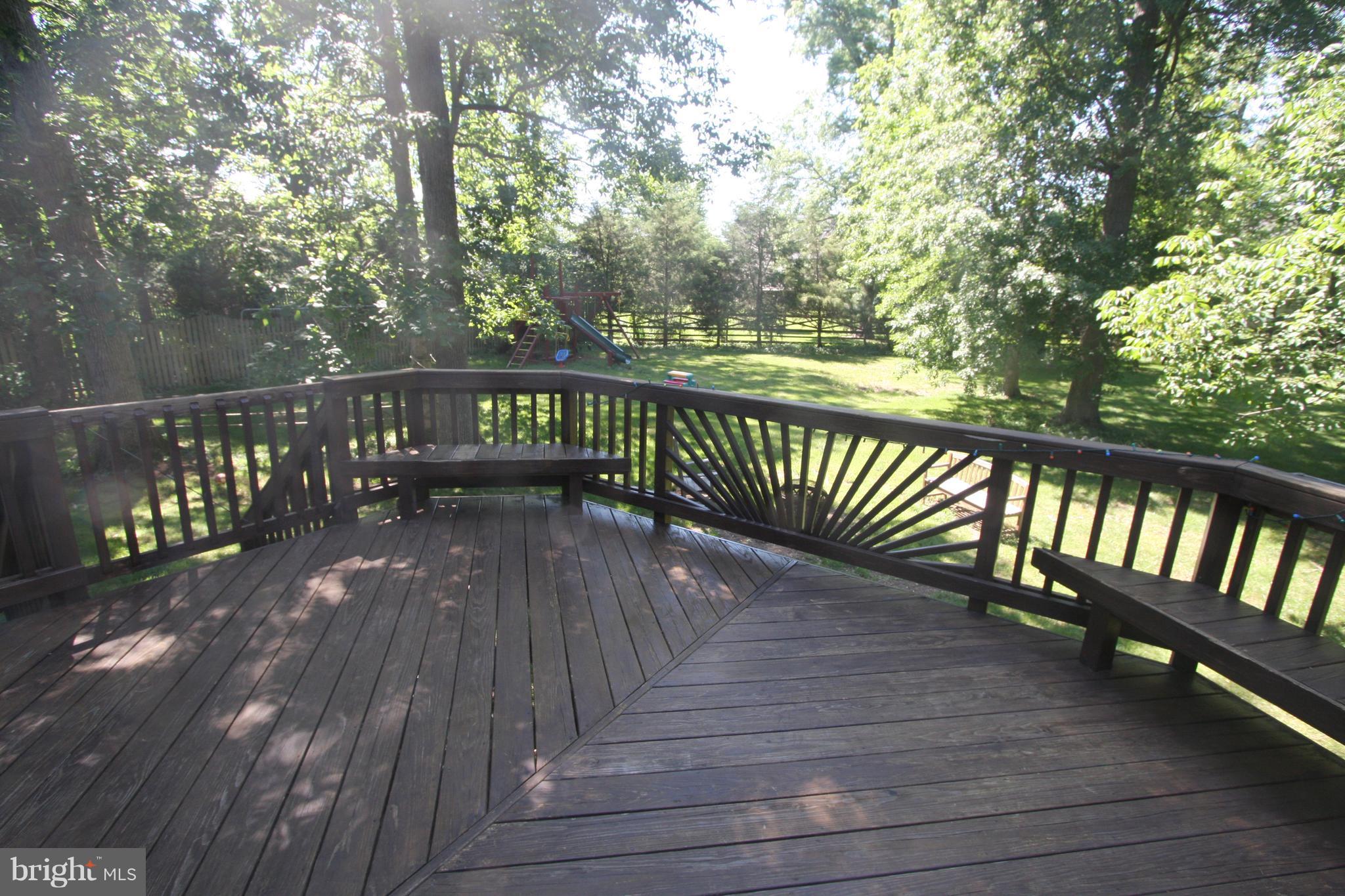 POOLESVILLE - Residential Lease