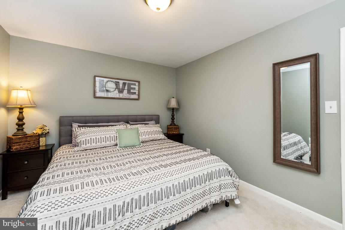 DALE CITY - Residential