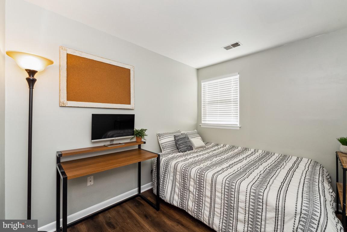 DALE CITY - Residential