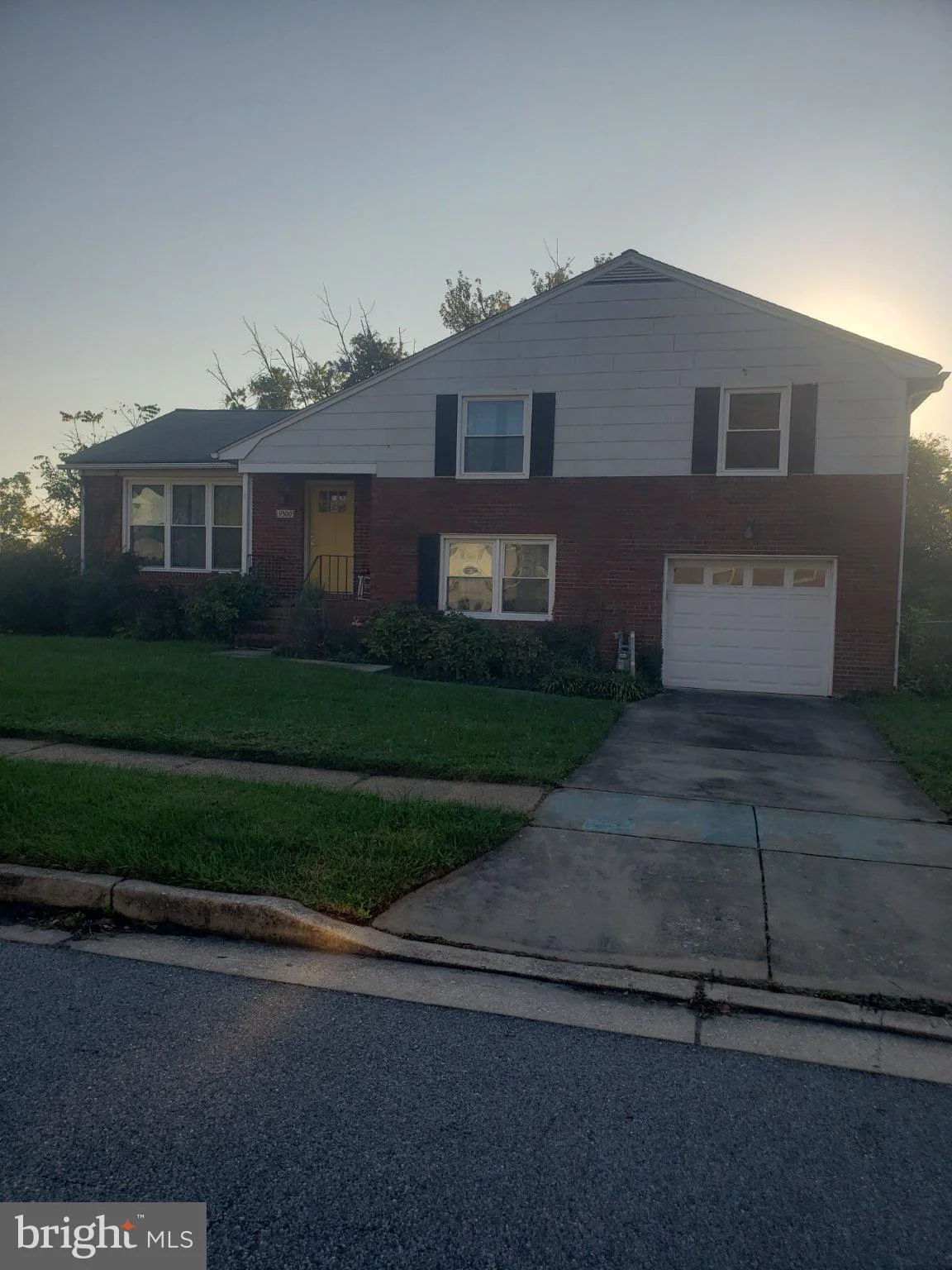 9500 Avondale Road
